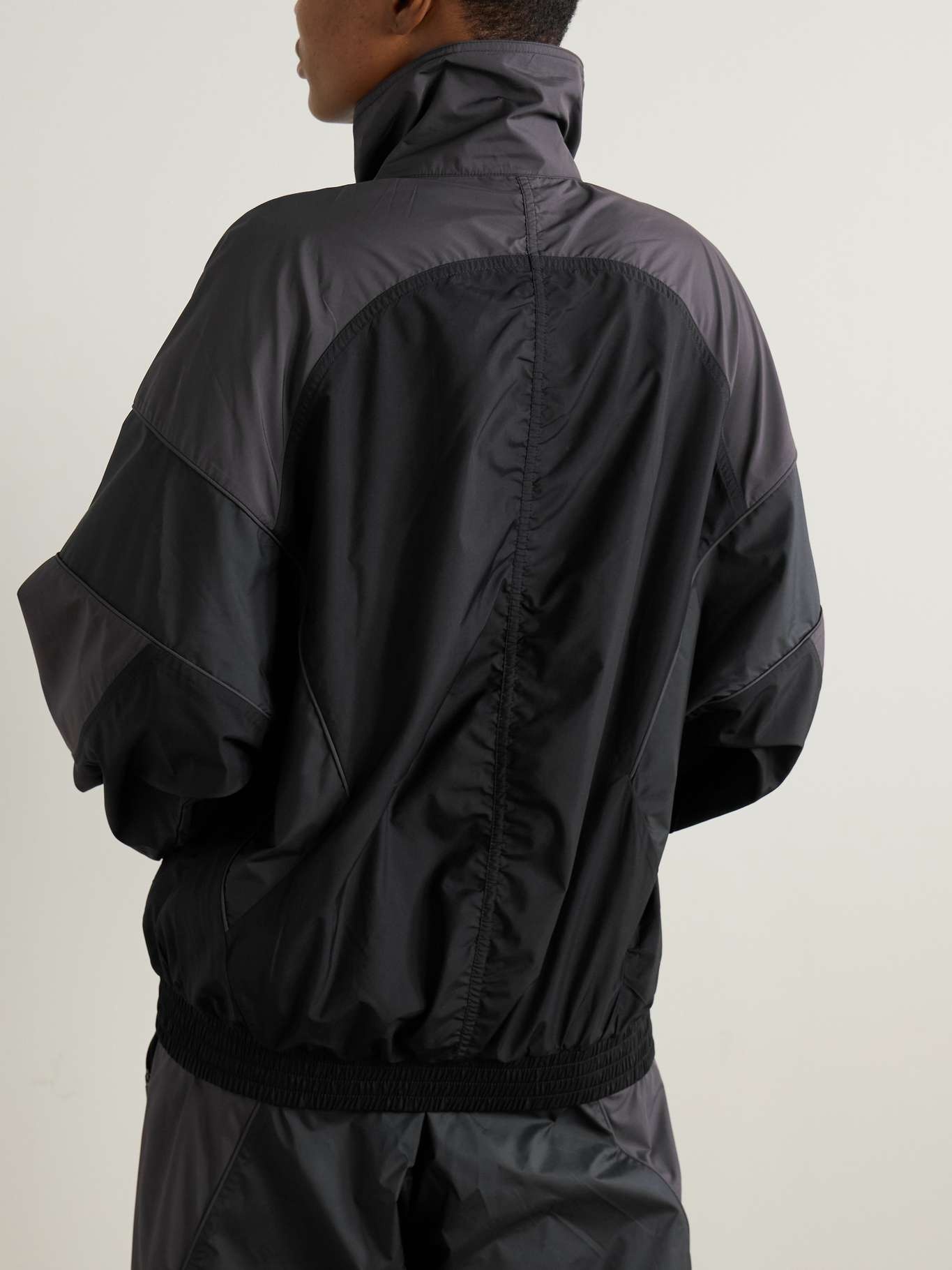 TrueCasuals paneled logo-print recycled-shell jacket - 3