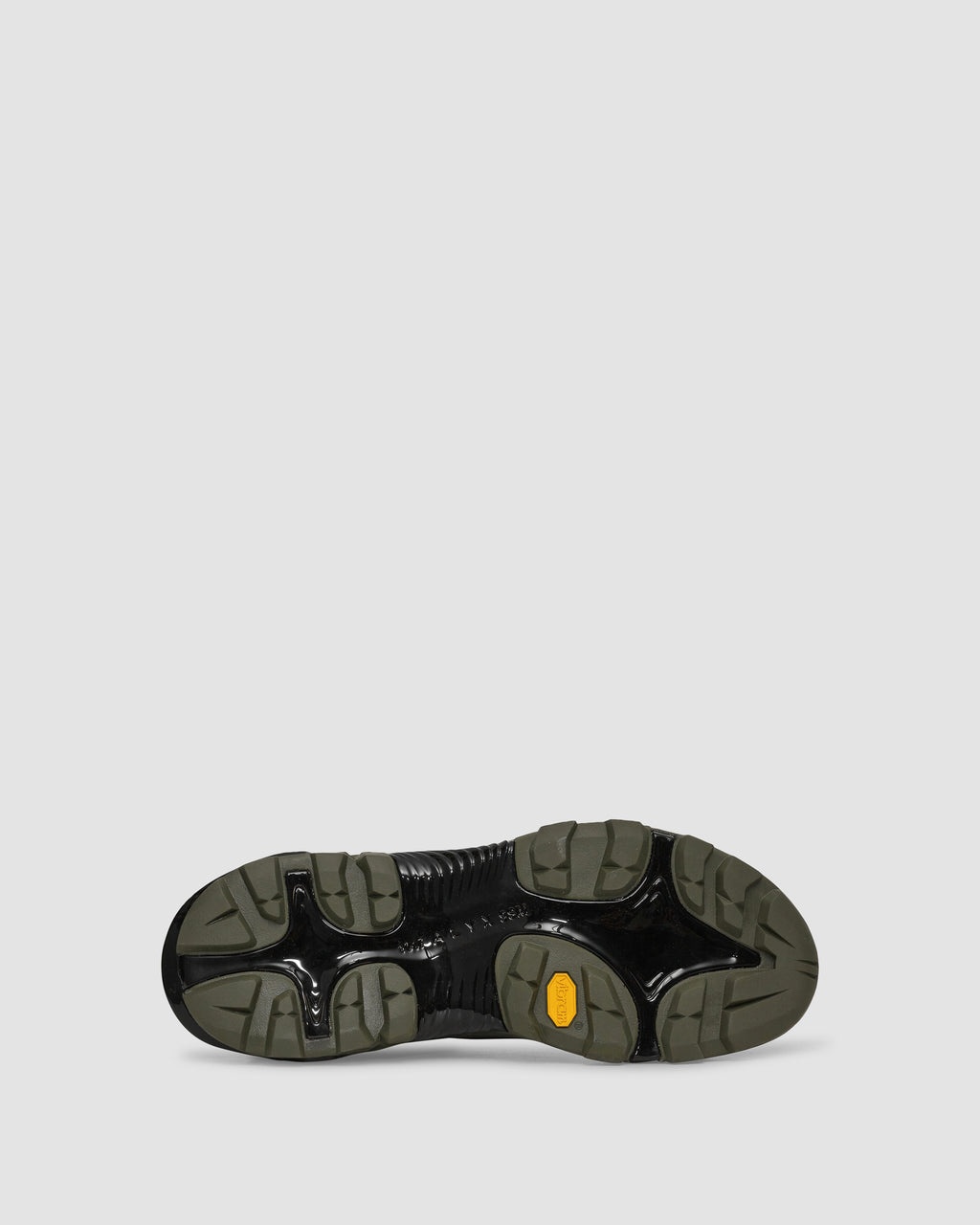 MID BOOT WITH VIBRAM SOLE - 6