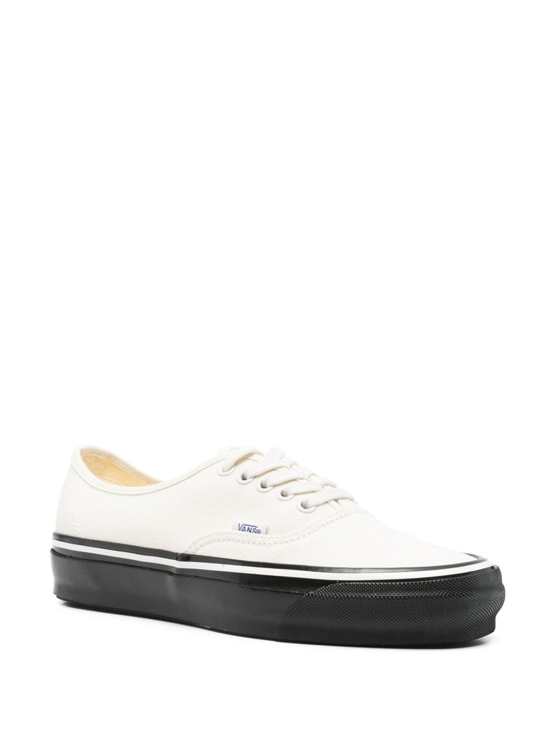 Vans logo-tag sneakers outlook