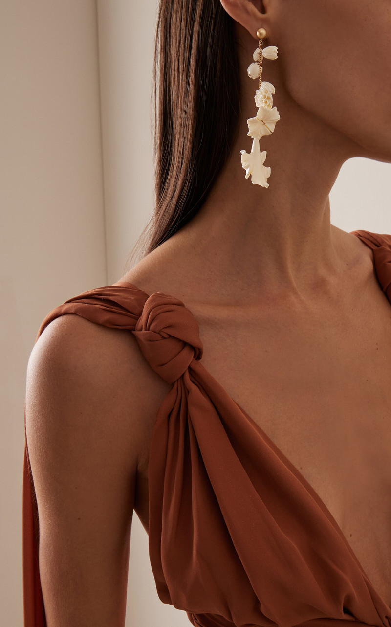 Cult Gaia Giana Earrings ivory outlook