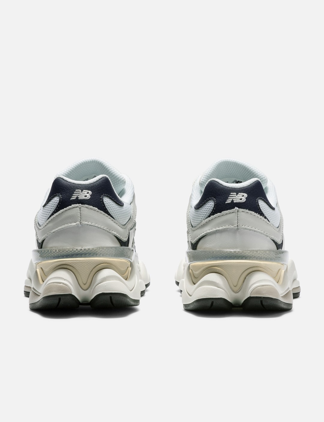 New Balance 9060 | REVERSIBLE