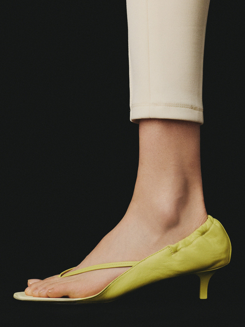 JACQUEMUS The low sandals outlook