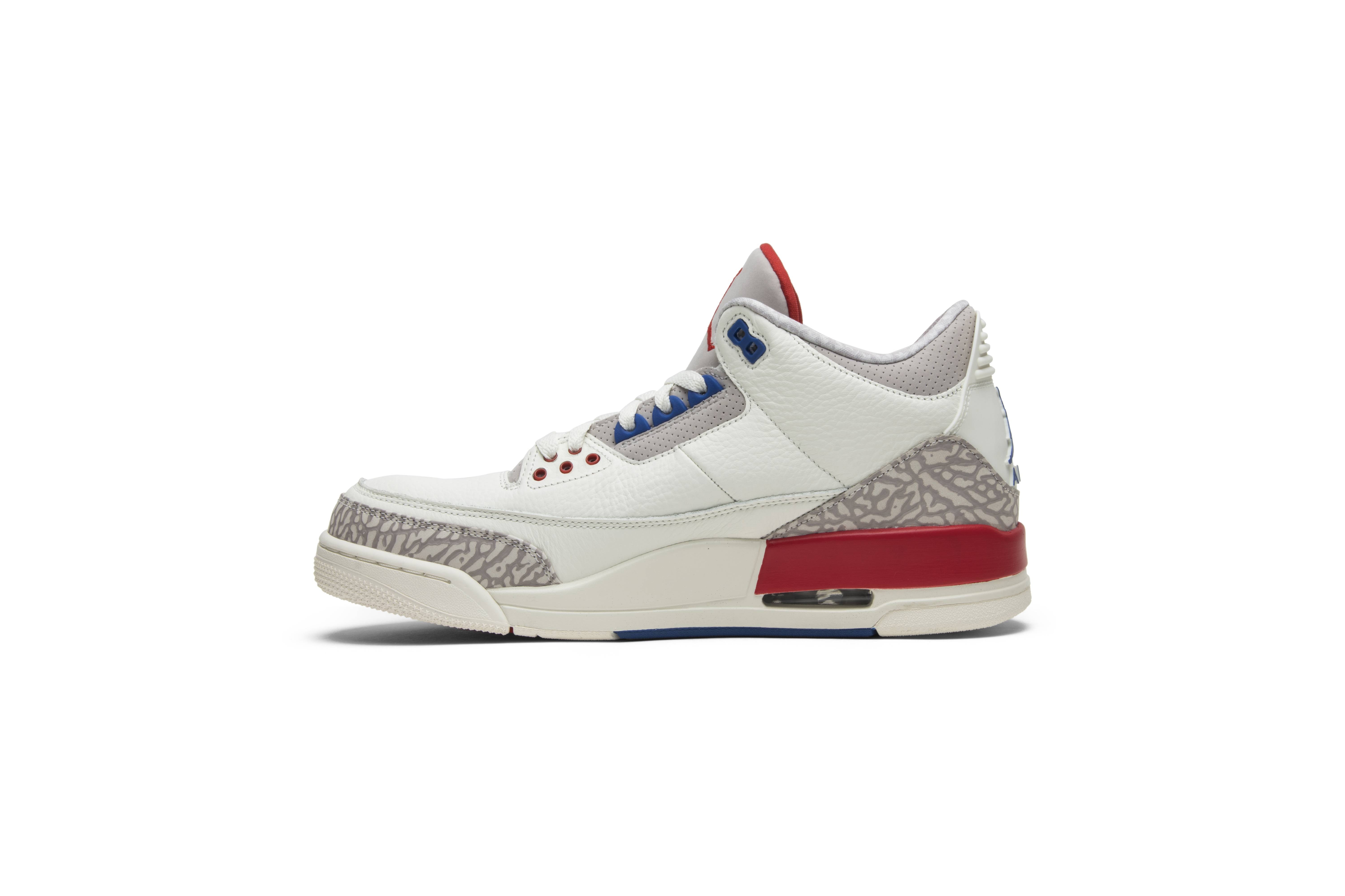 Air Jordan 3 Retro 'International Flight' - 3