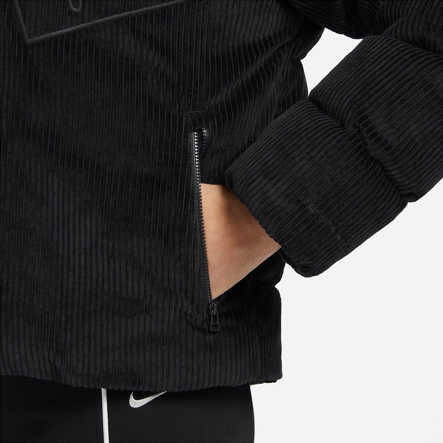 (WMNS) Nike Sportswear Essential Therma-FIT Oversize Corduroy Down Jacket 'Black' FD8214-010 - 2