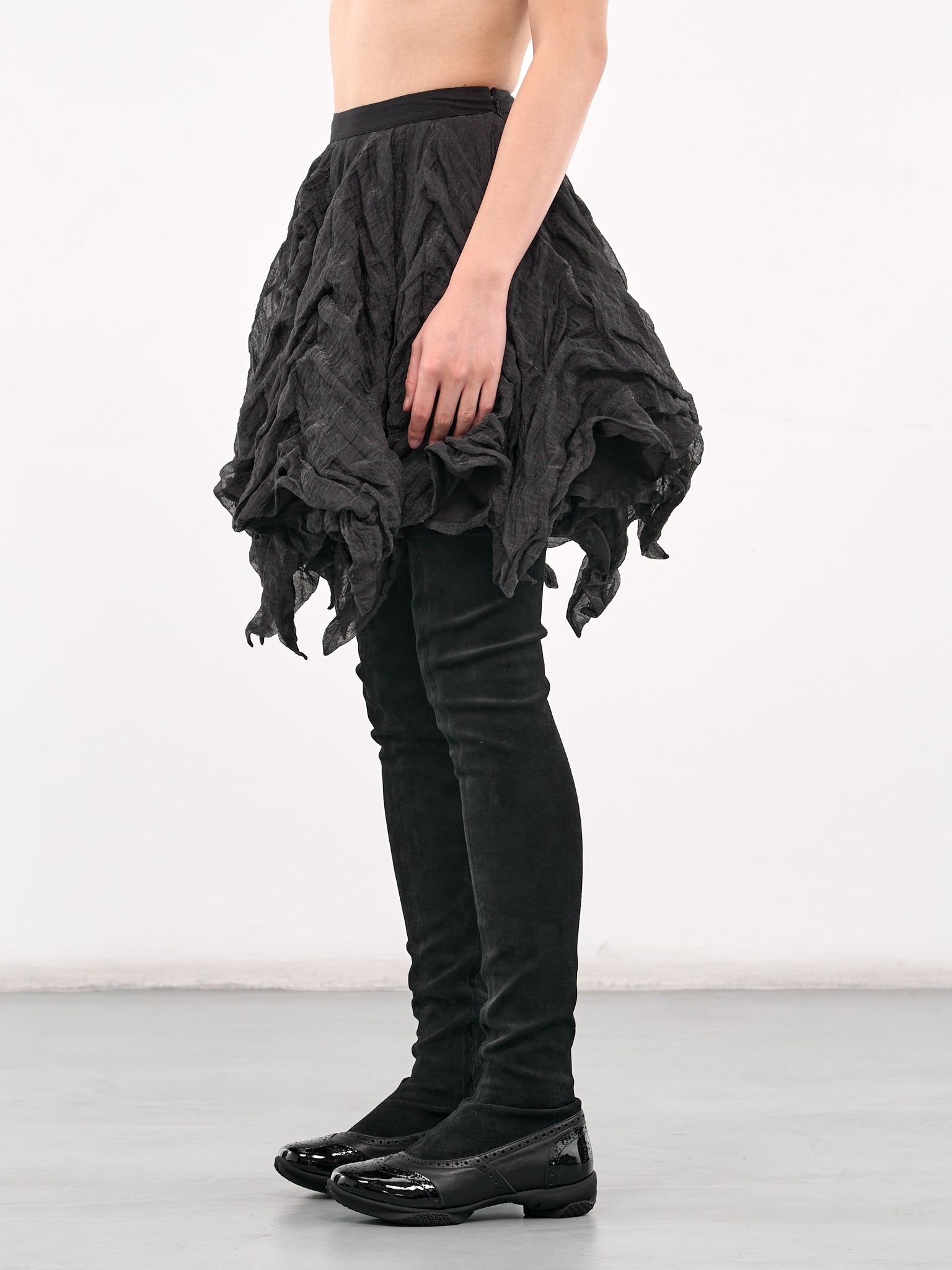 Wrinkled Ruffle Mini Skirt - 2