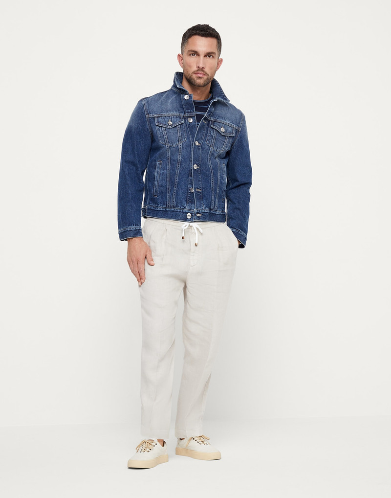 Garment-dyed leisure fit trousers in linen gabardine with drawstring and double pleats 4