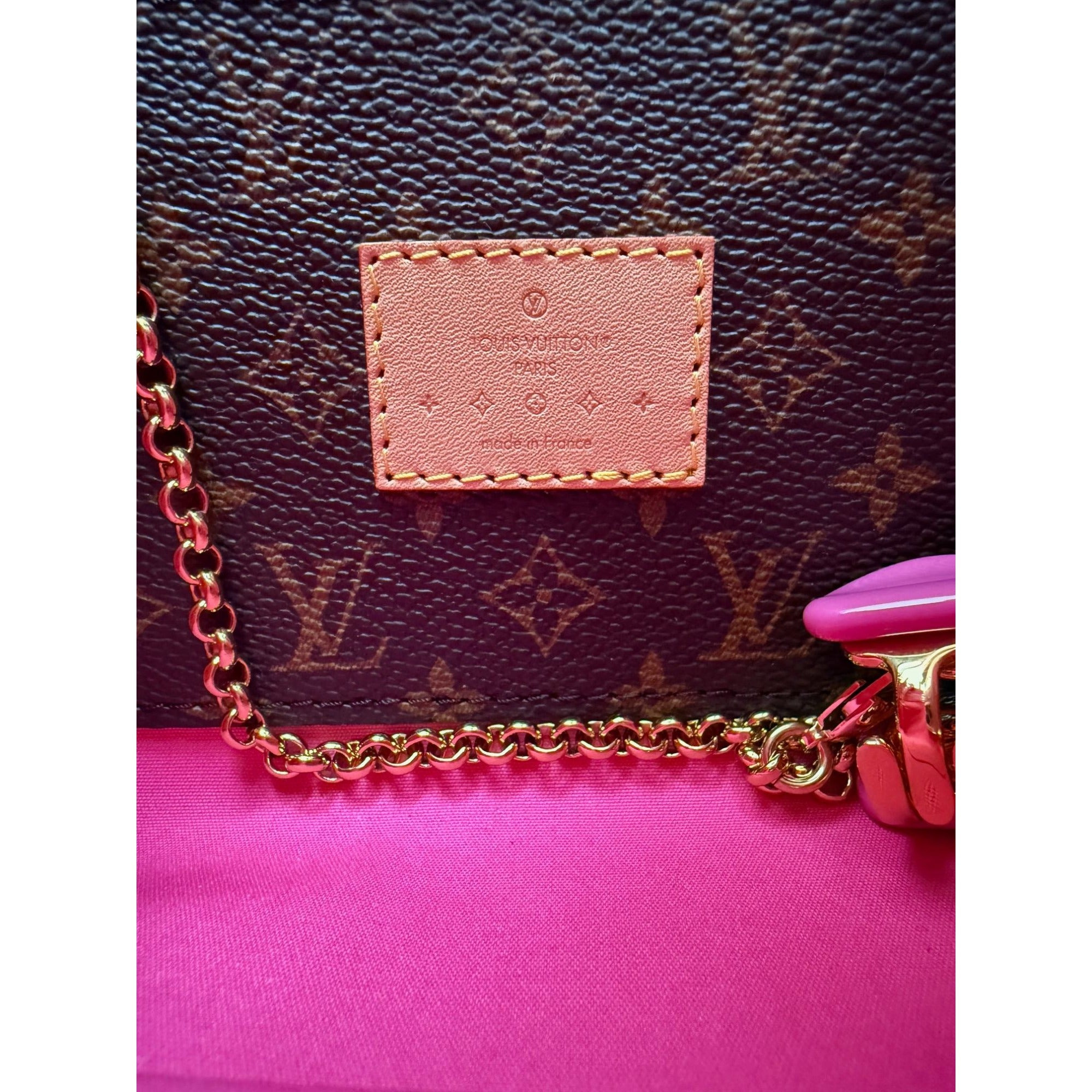 Louis Vuitton Vernis reade PM NM Neon Pink Crossbody Bag - 8