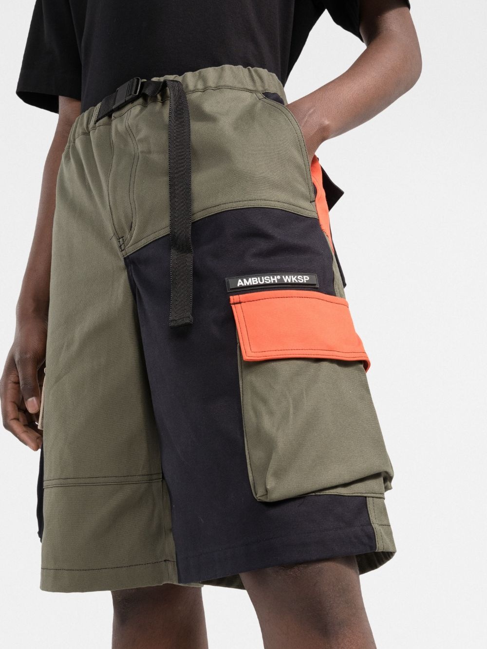 colour-block cargo shorts - 3