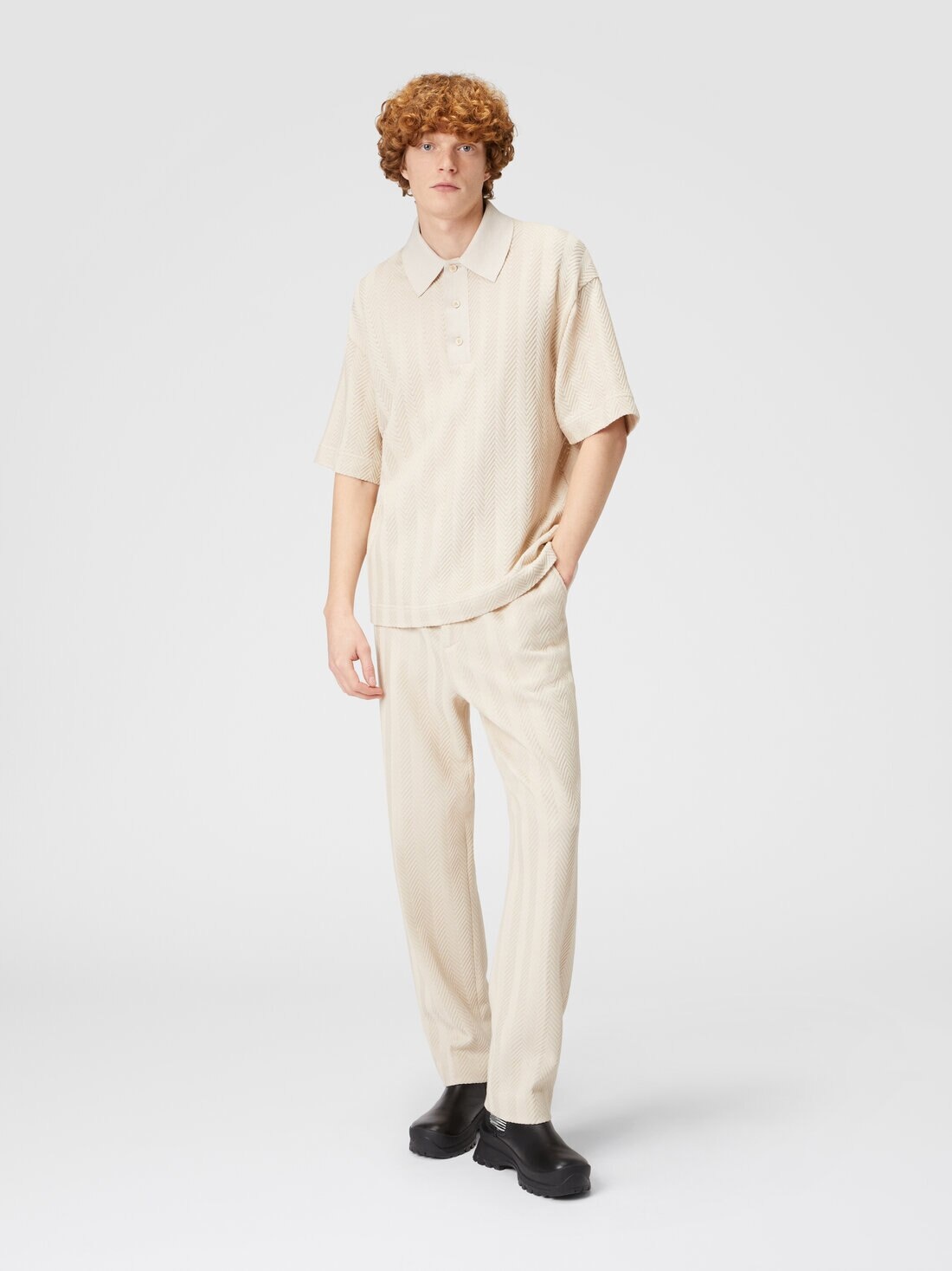 Boxy-fit knit polo shirt with tone-on-tone chevron - 2