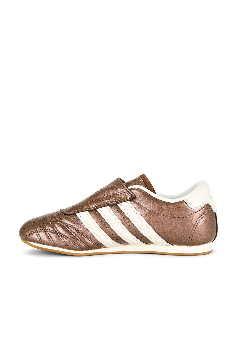 adidas Originals Taekwondo outlook