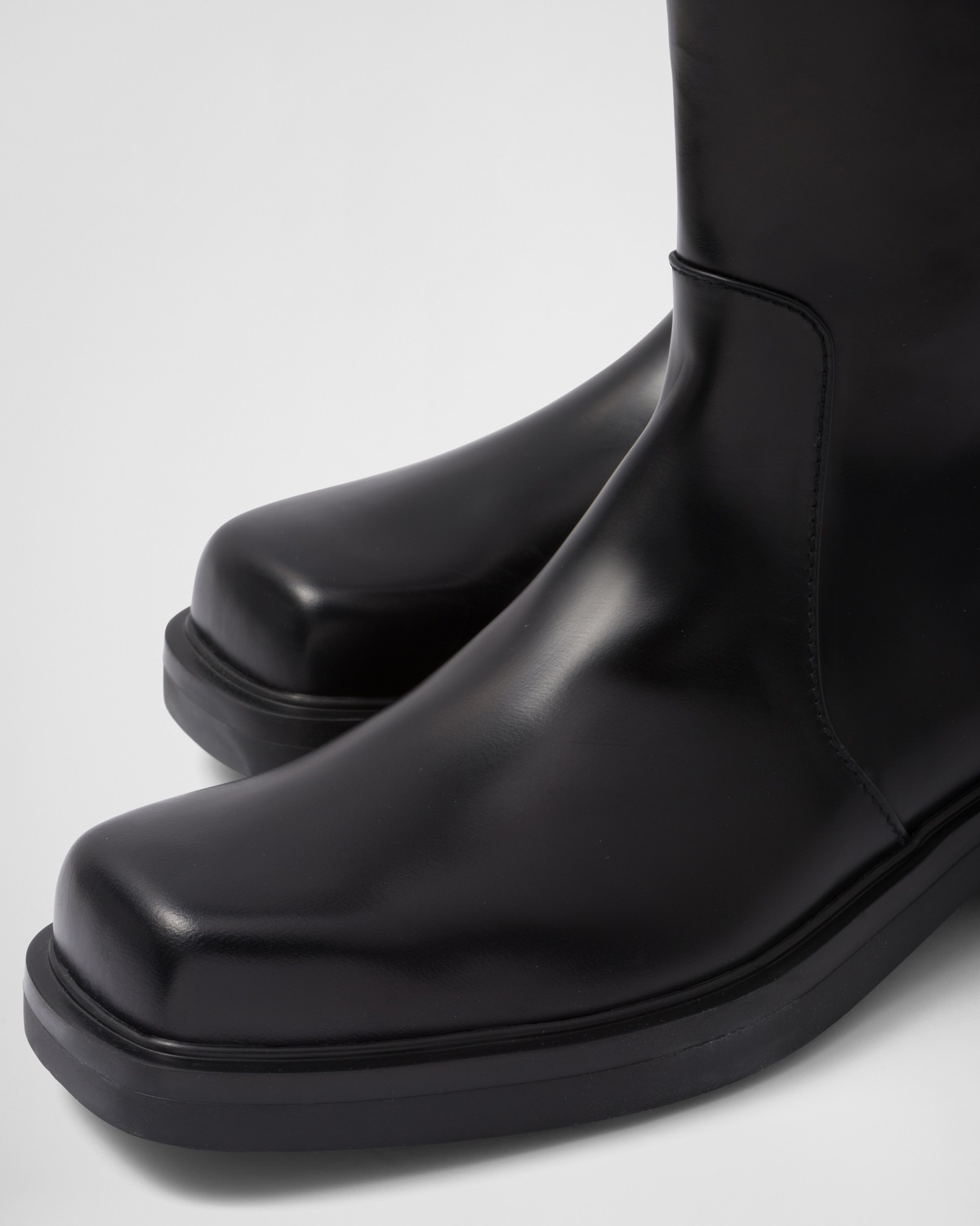 Brushed leather stovepipe boots - 7