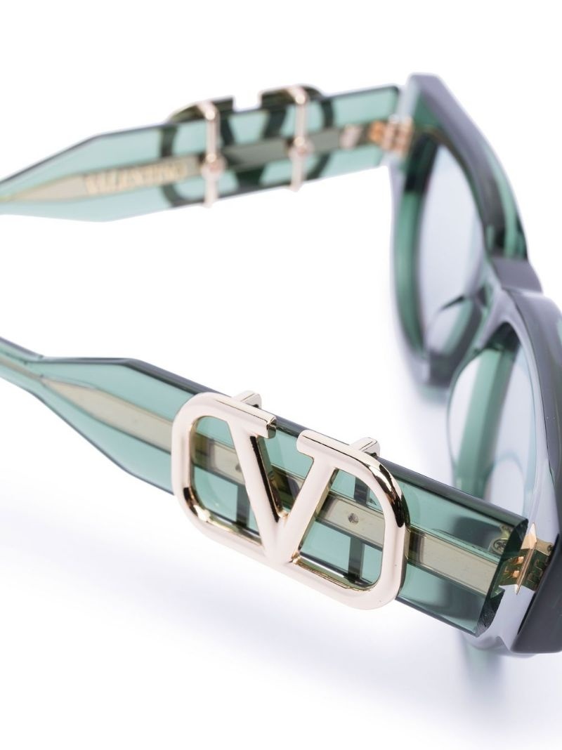 VLogo Signature cat-eye sunglasses - 3