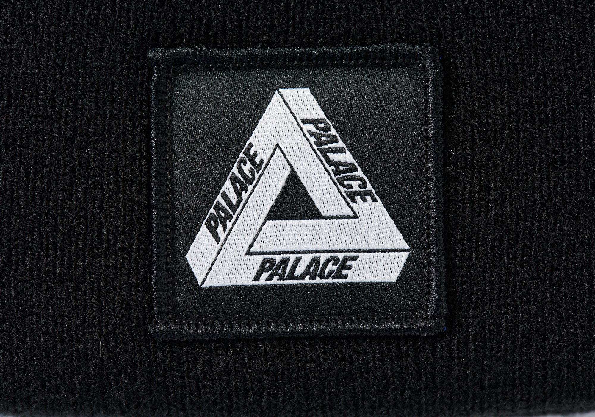 GORE-TEX TRI-FERG PATCH BEANIE BLACK - 3