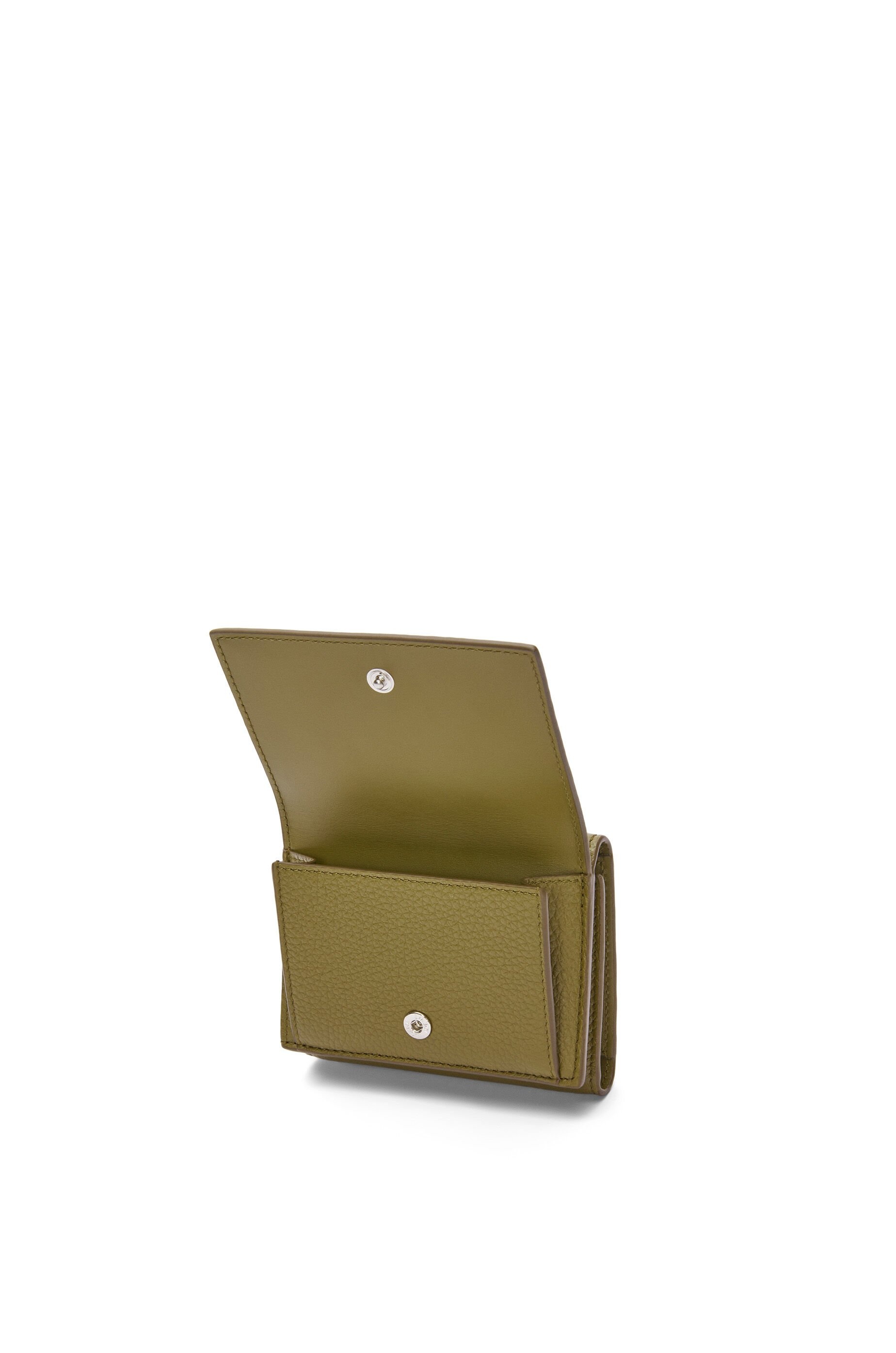 Trifold wallet in soft grained calfskin - 3