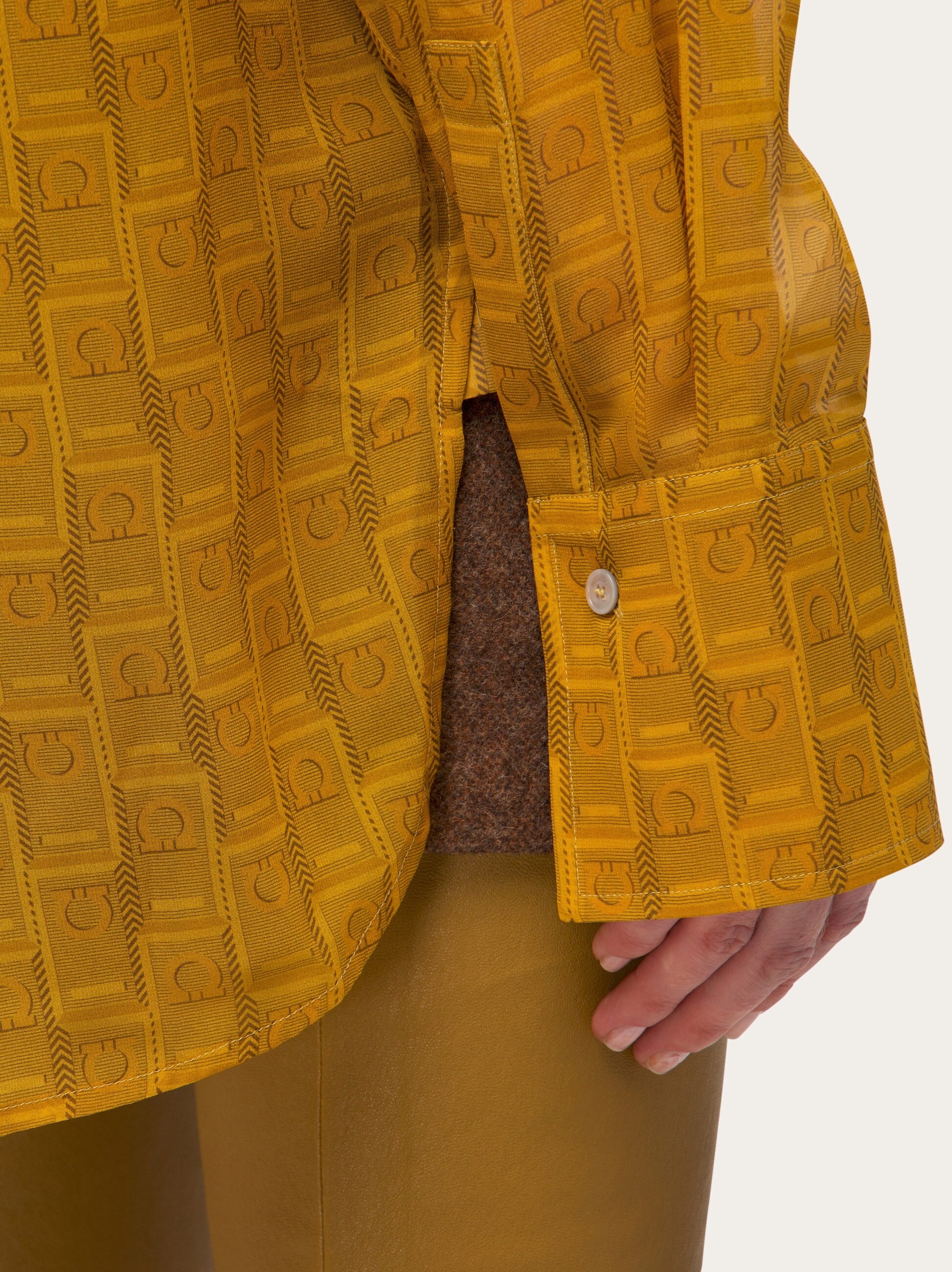 Ferragamo monogram shirt - 6