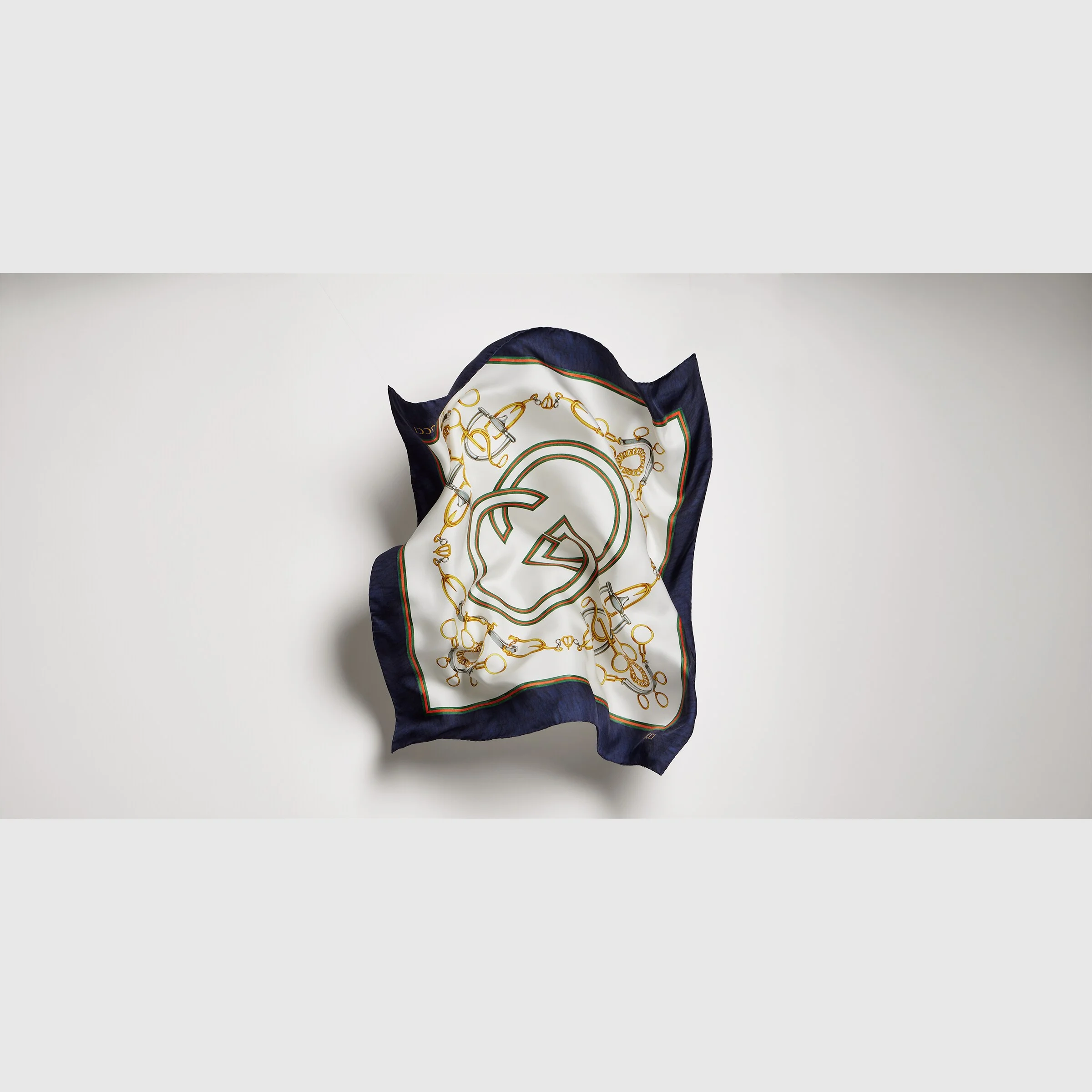 "Your Majesty" printed silk carré - 1