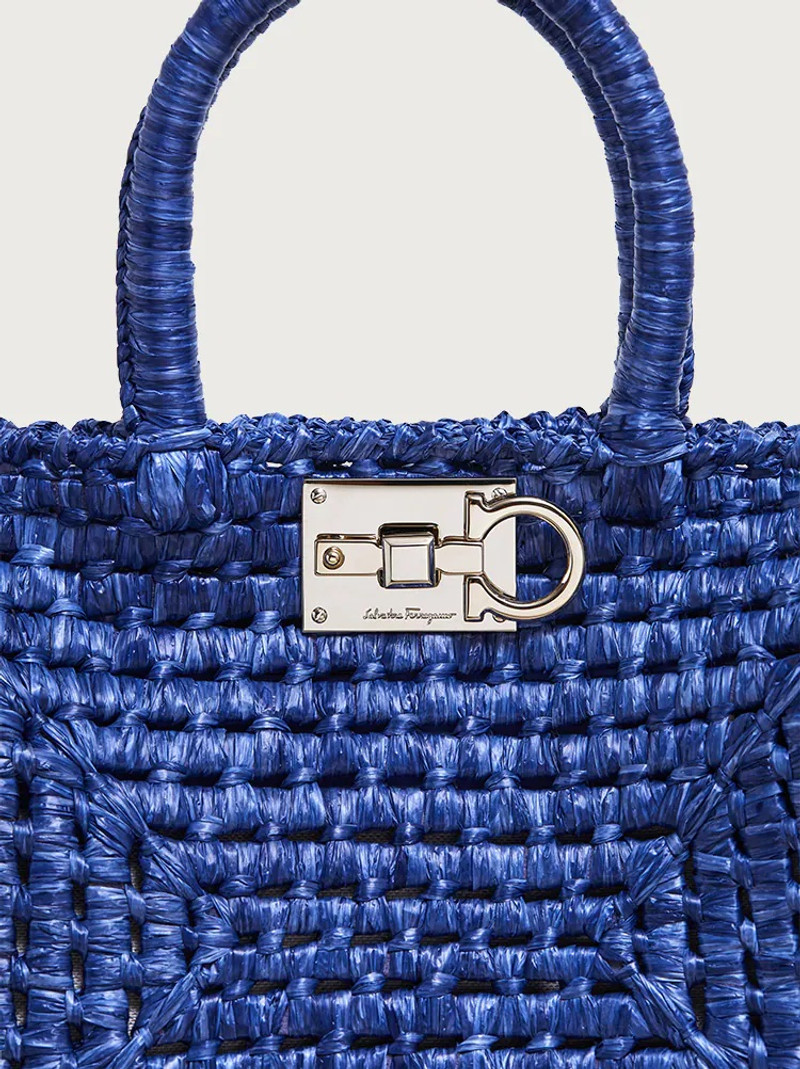 FERRAGAMO STUDIO BOX BAG (M) 8