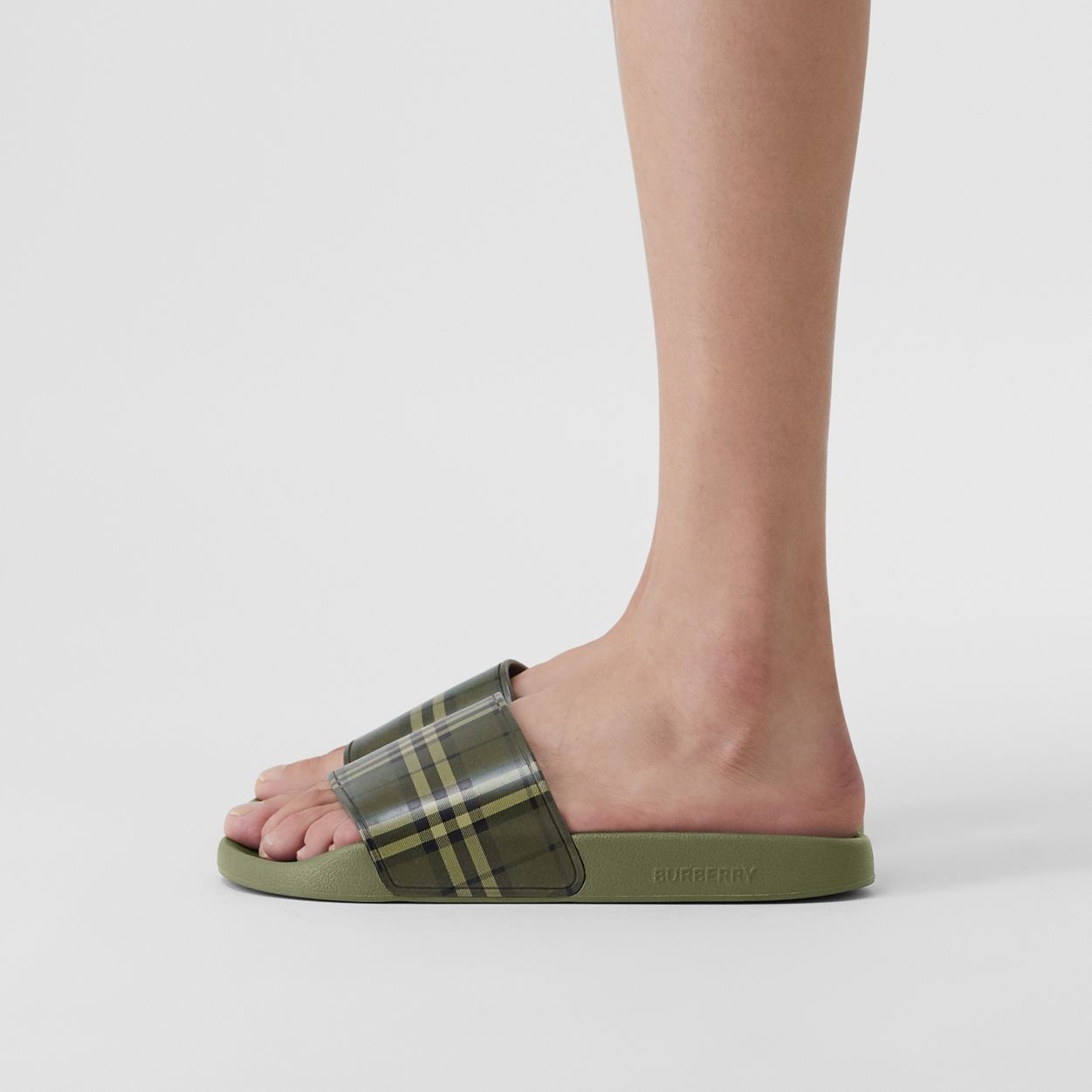 Vintage Check Slides - 4