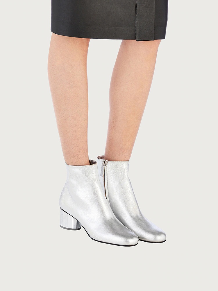 MIRRORED HEEL ANKLE BOOT - 5