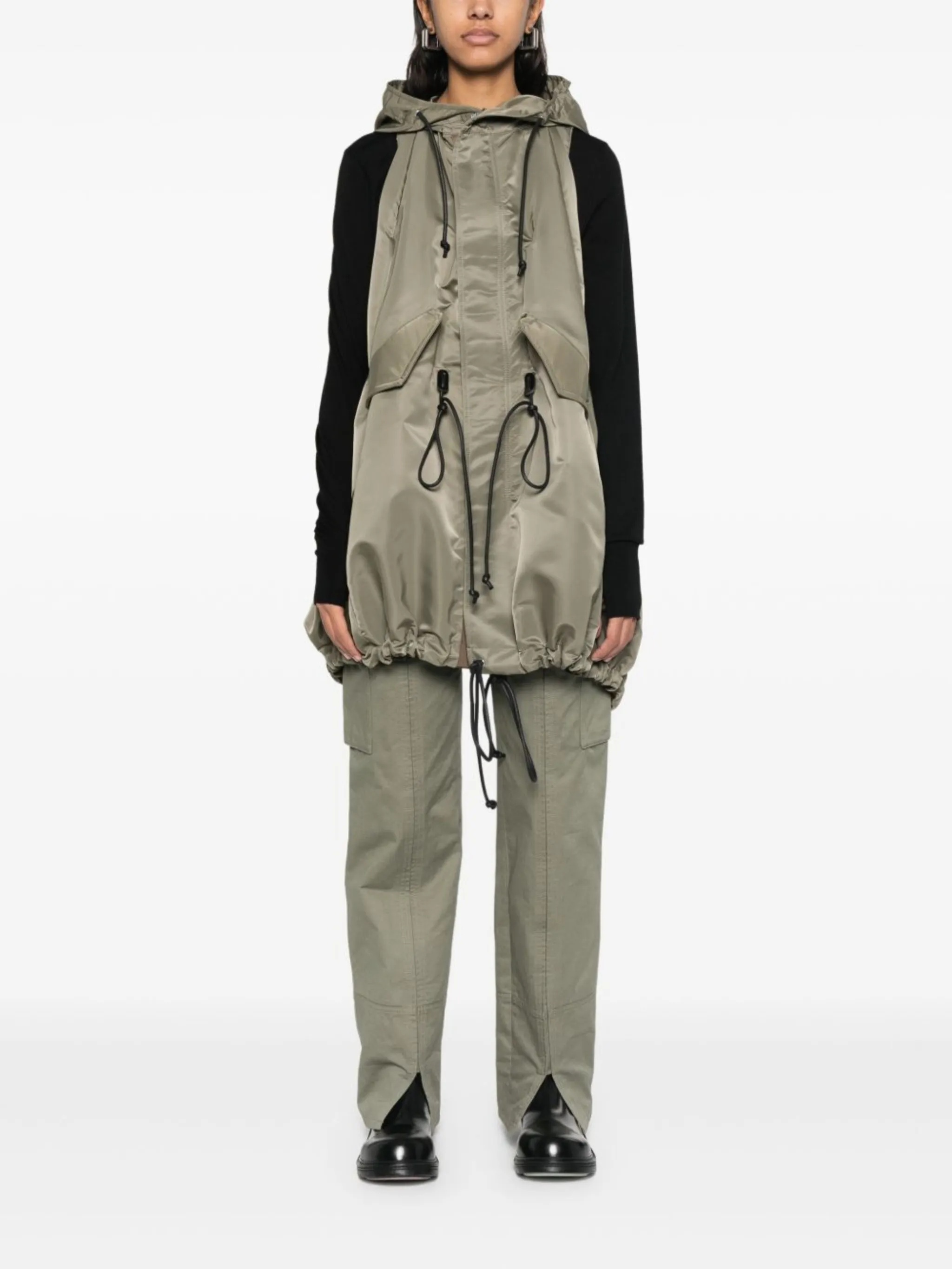 【送料&関税込】Sacai Drawstring Hem Hooded Vest sacai hooded vest | eraldo | REVERSIBLE