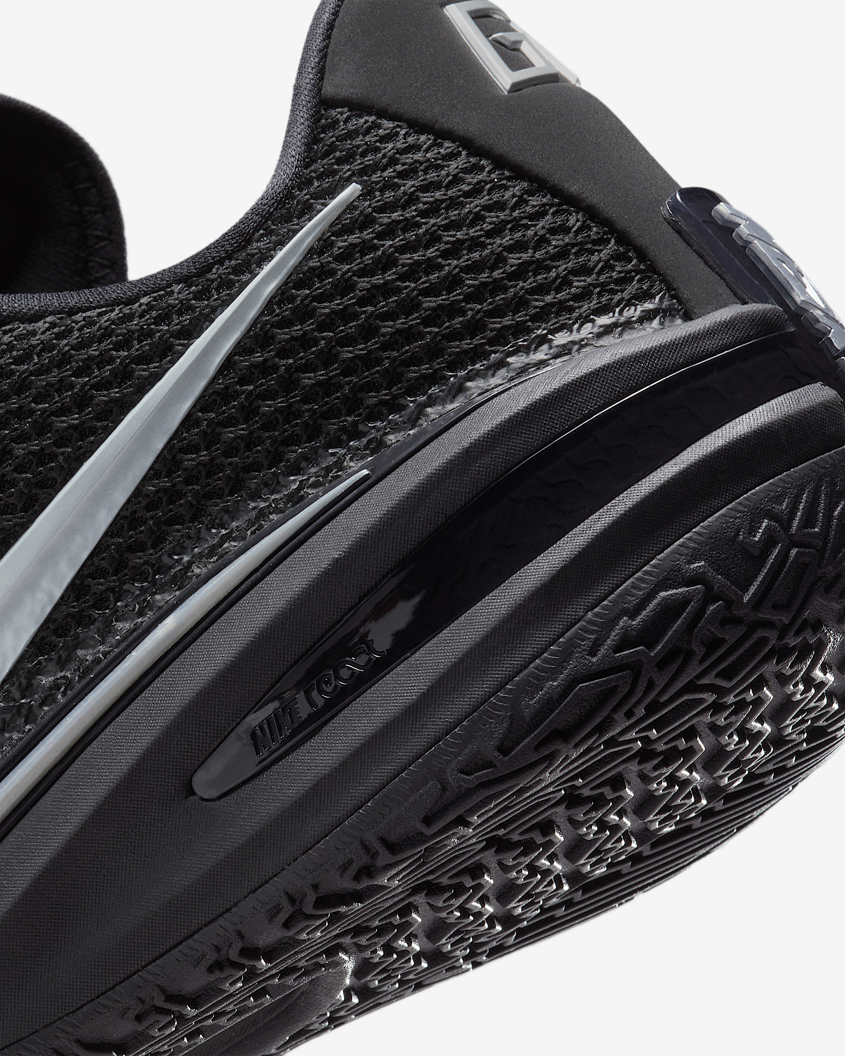 Nike G.T. Cut Basketball Shoes - 8
