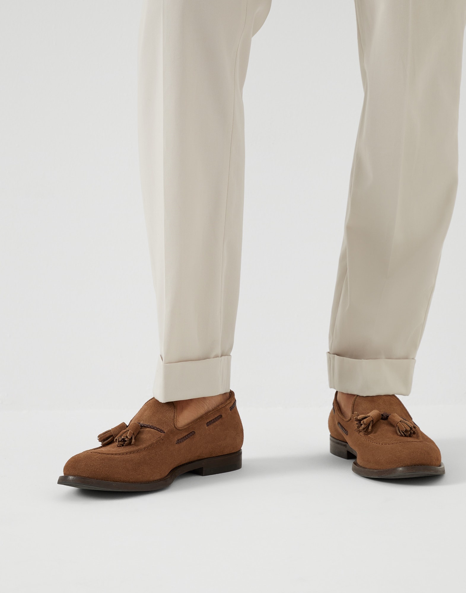 Suede loafers with tassels - 4
