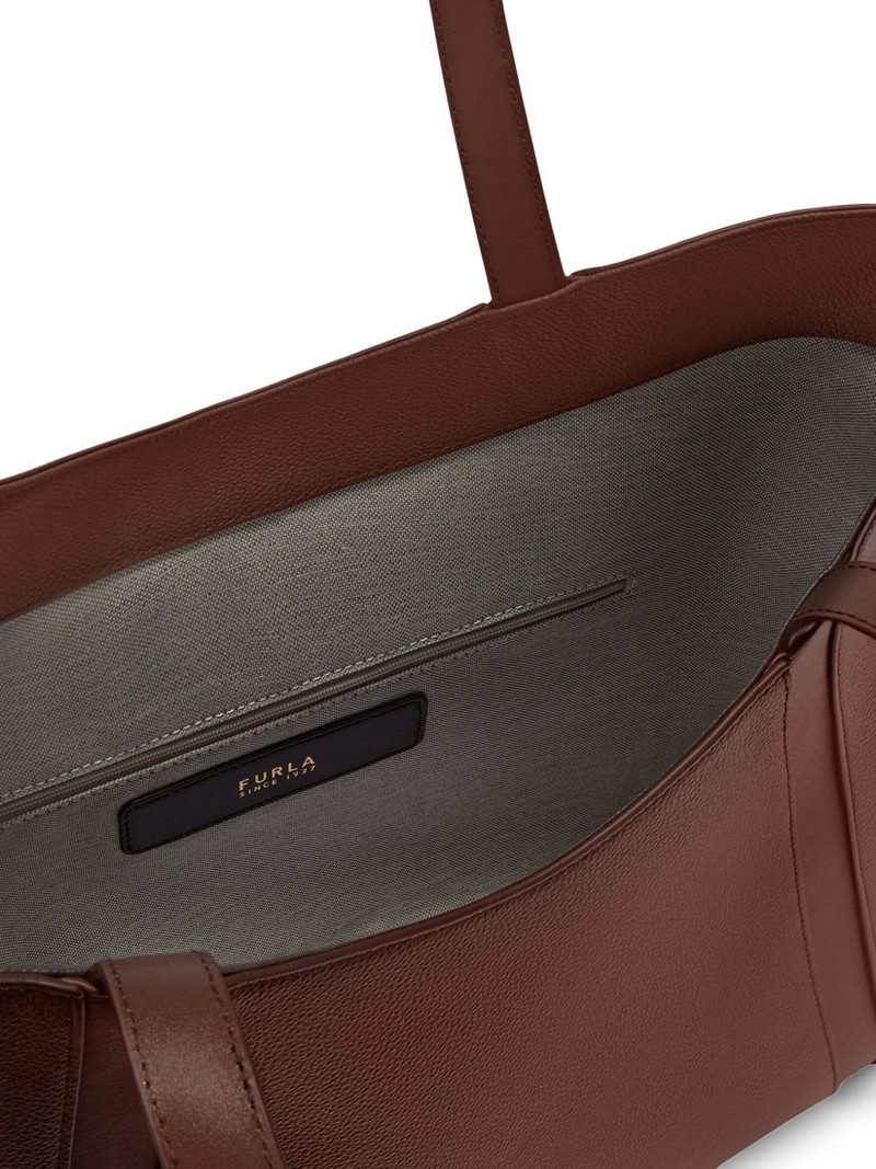 curved-panel clasp tote bag 5