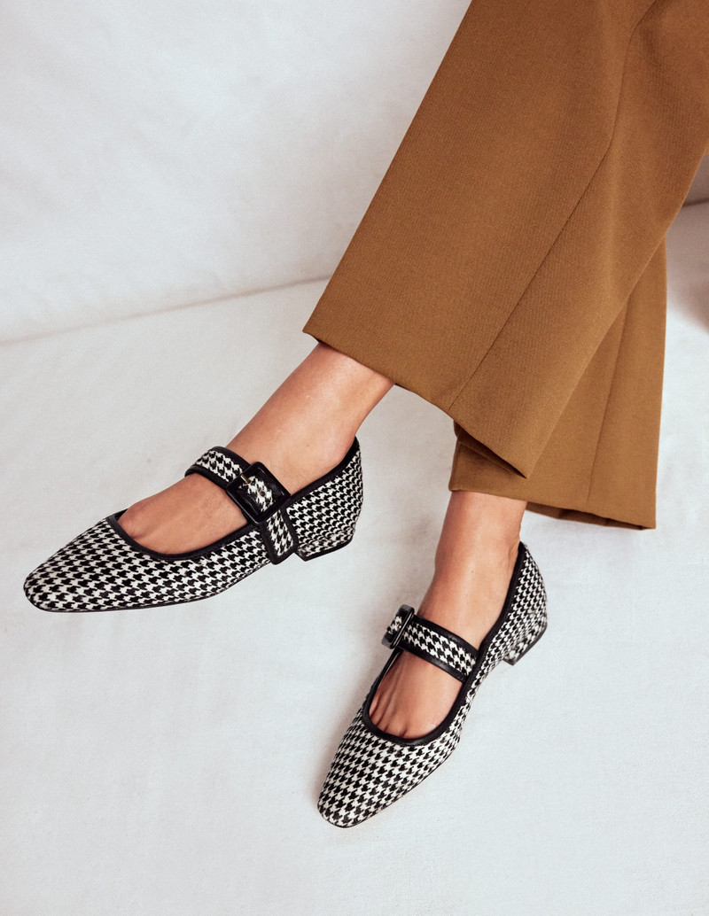 BODEN Vic Chisel Toe Mary Janes-White/Black outlook