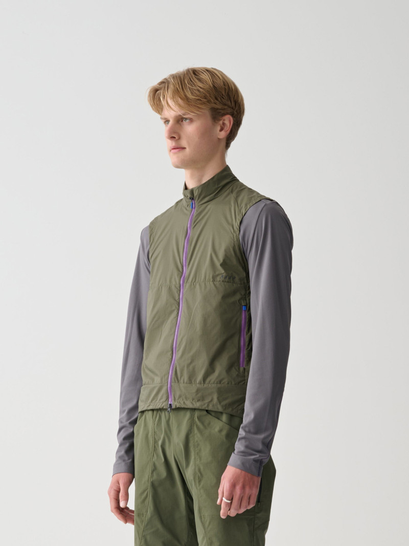 MAAP Alt_Road™ Wind Vest outlook