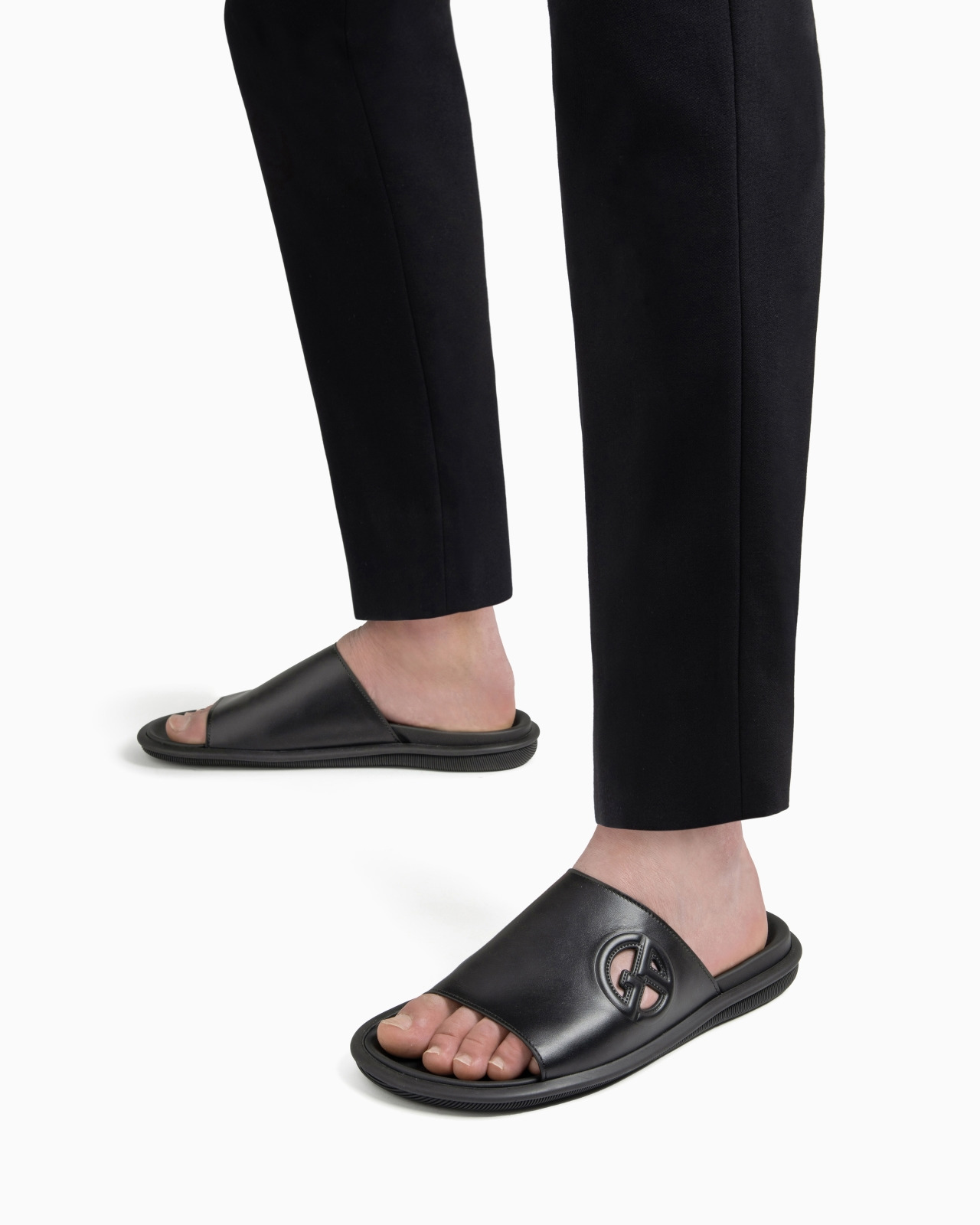 LEATHER SANDALS - 7
