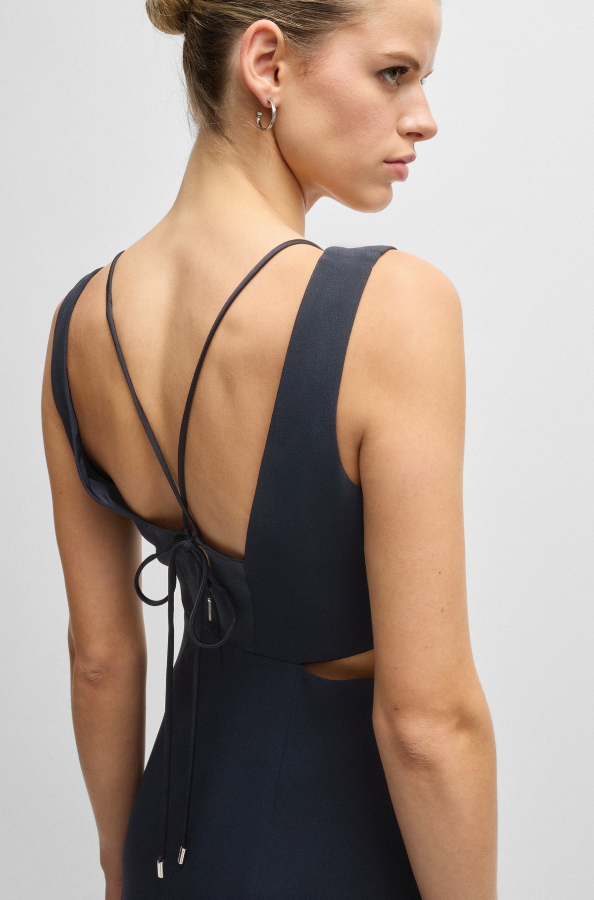 V-NECK DRESS WITH CUT-OUT DETAILS - 6