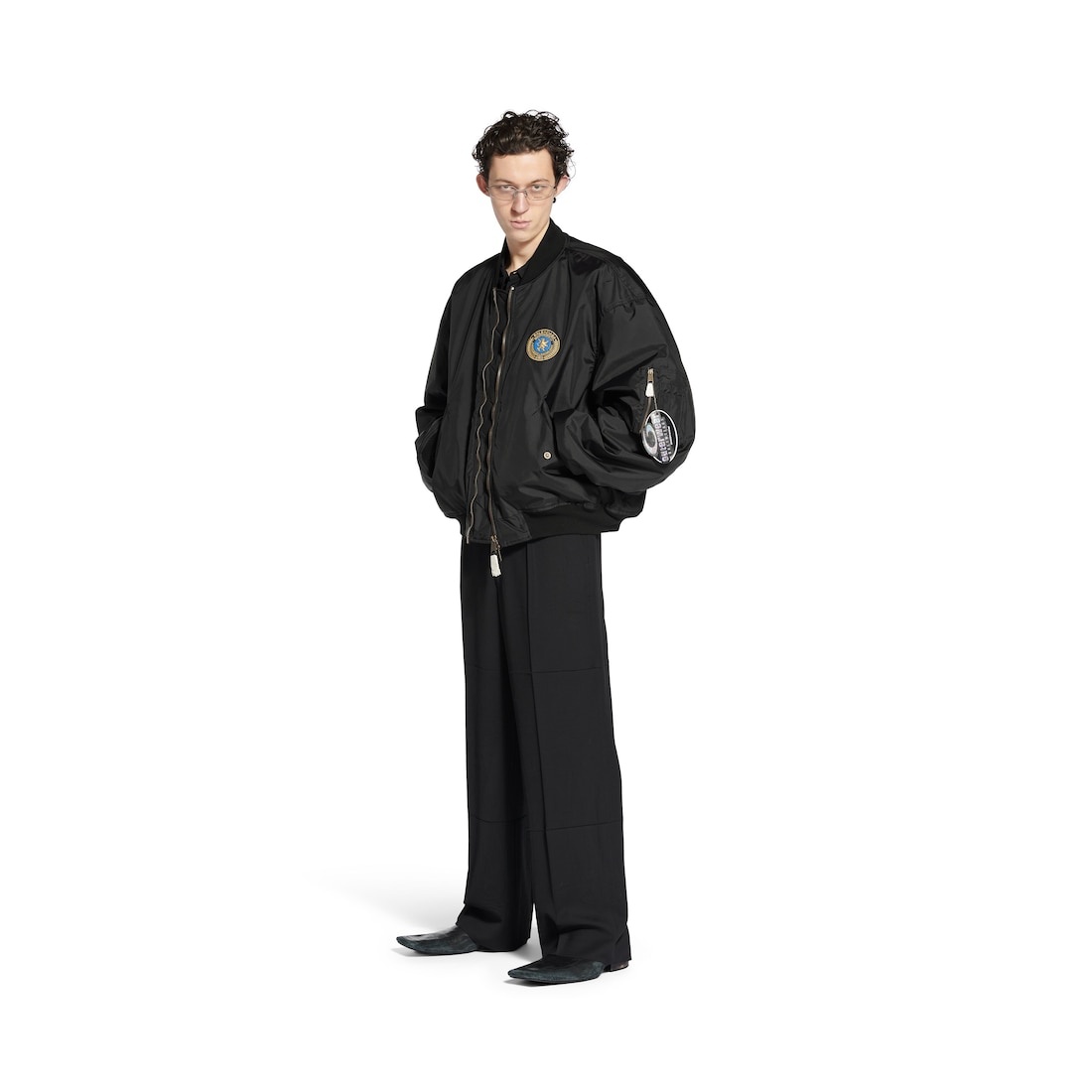 Bomber Jacket Large Fit in Black - 2