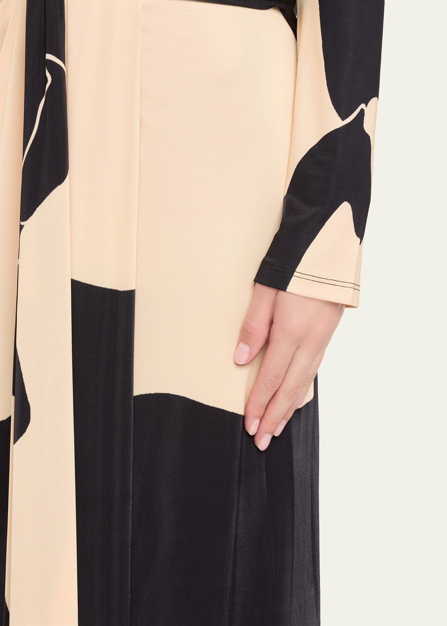 Oasis Plunging Long-Sleeve Ankle Dress - 5