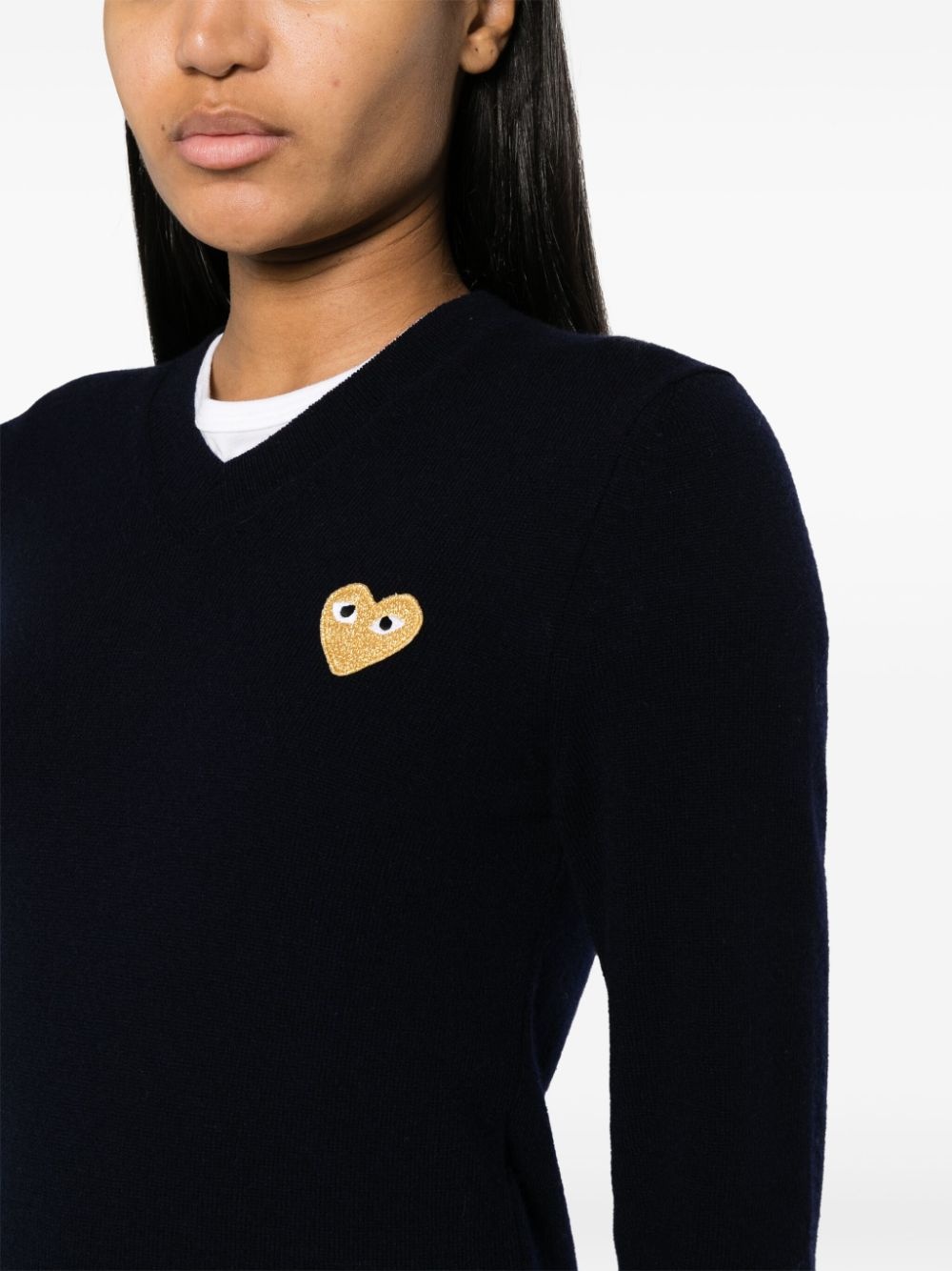 heart-patch V-neck wool jumper - 5