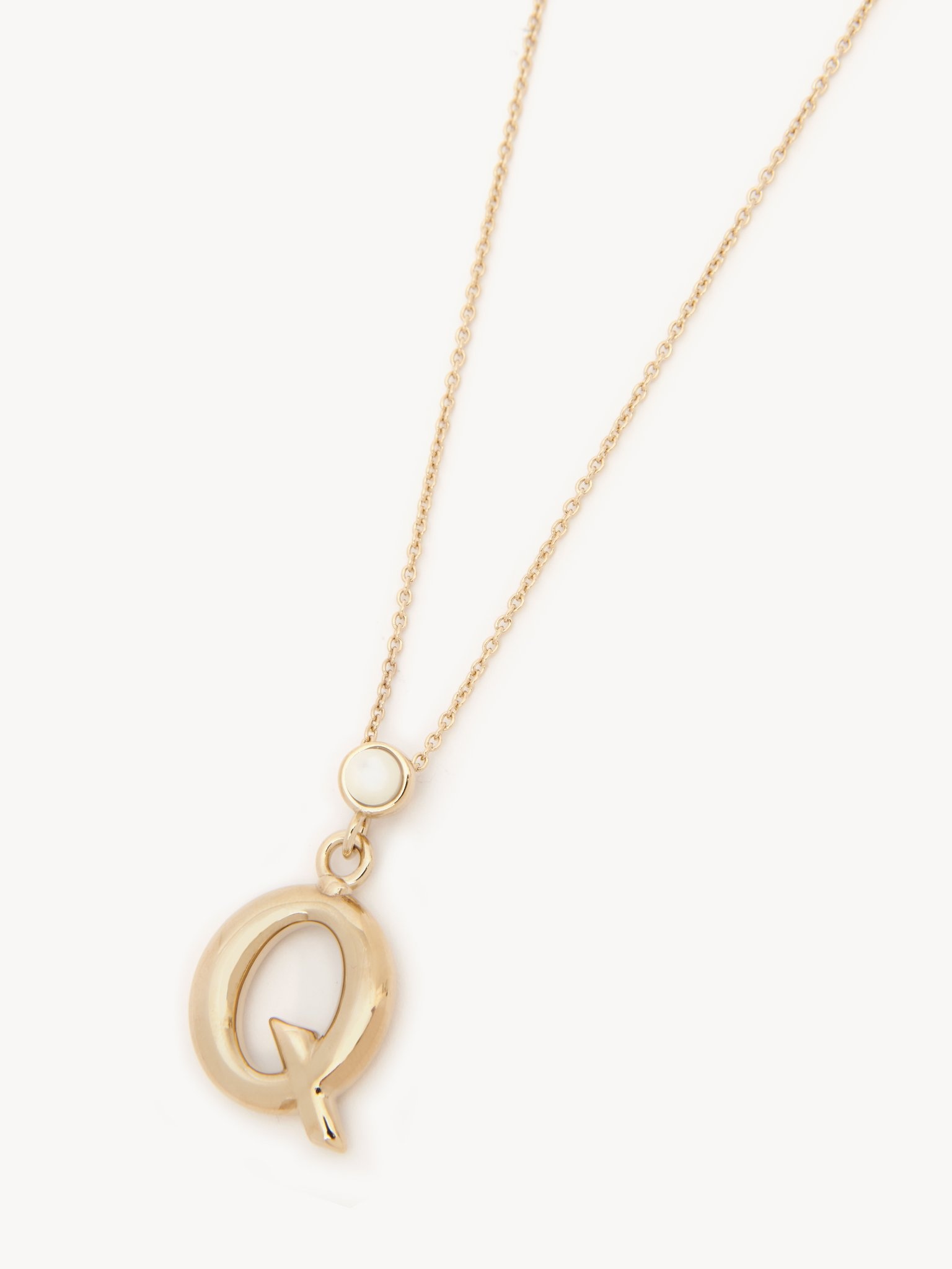 ALPHABET NECKLACE WITH PENDANT Q - 2