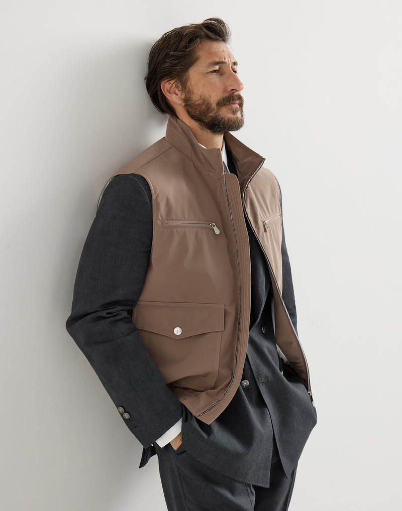 Bonded nylon vest with Thermore® padding 5