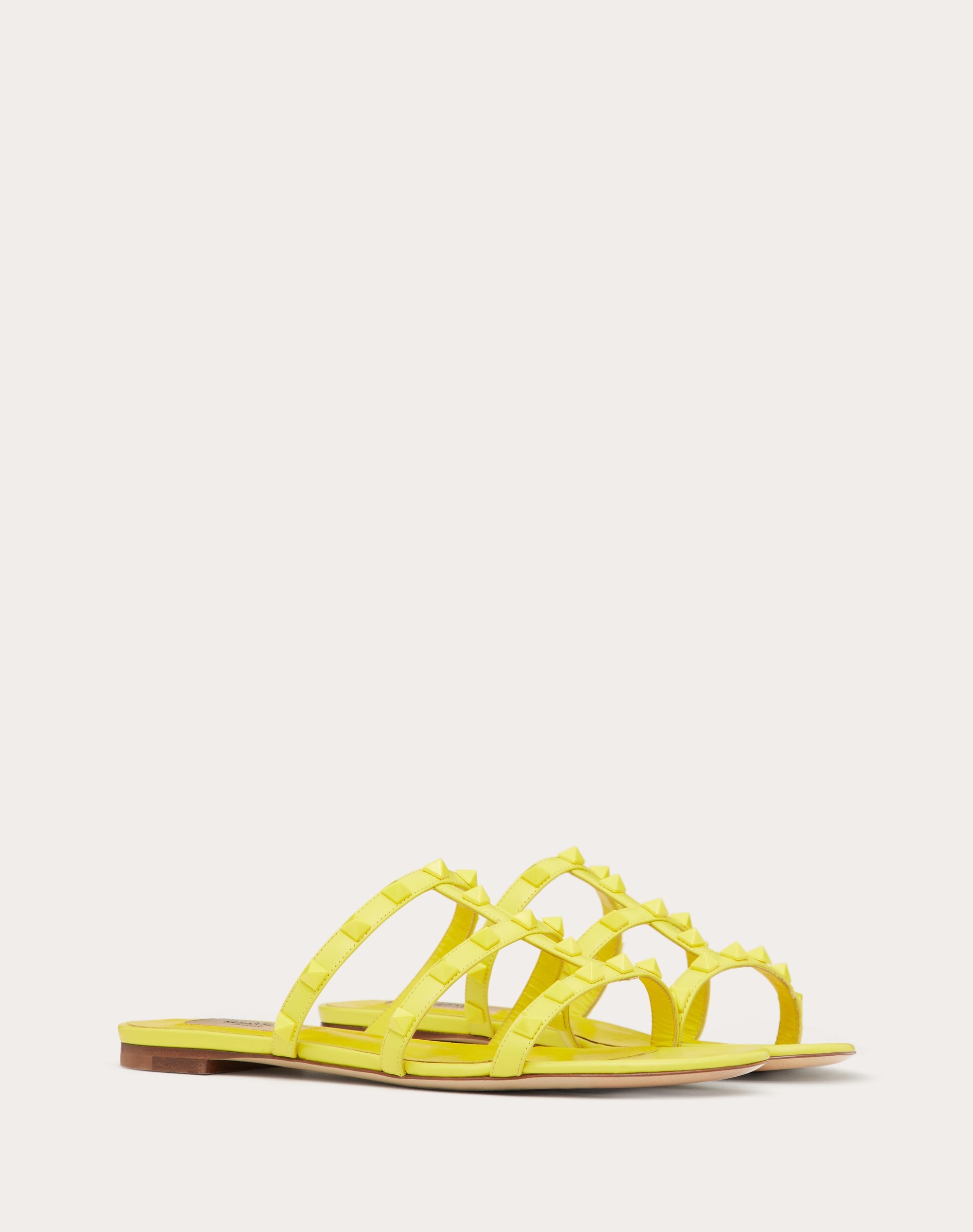 ROCKSTUD SLIDER SANDAL IN CALFSKIN WITH TONE-ON-TONE STUDS - 2