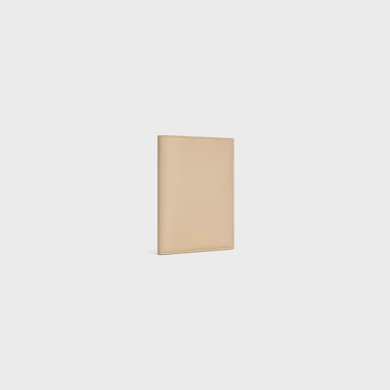 CELINE PASSPORT COVER IN SMOOTH CALFSKIN outlook