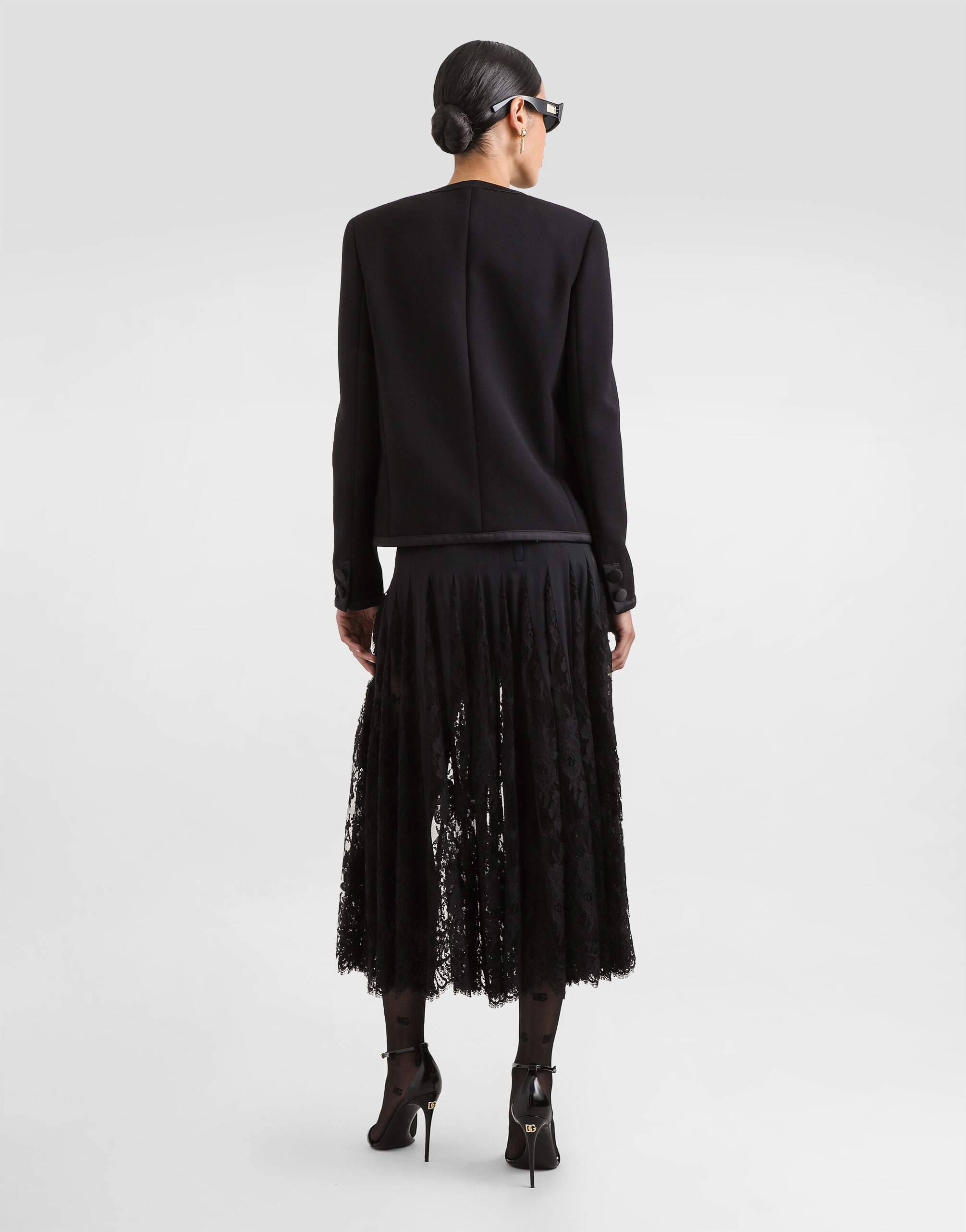 Charmeuse midi skirt with Chantilly lace inserts - 3