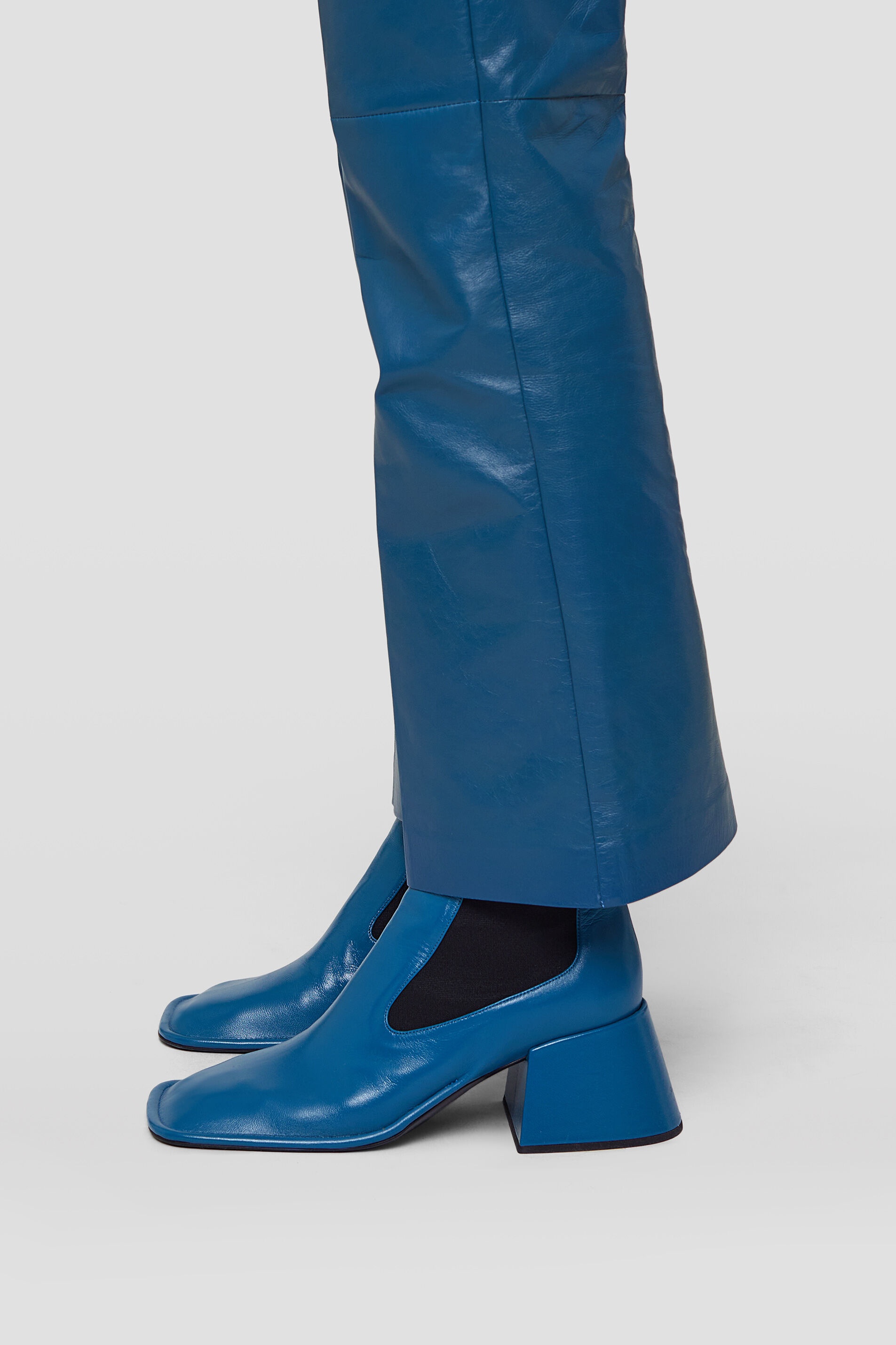Ankle Boots - 7