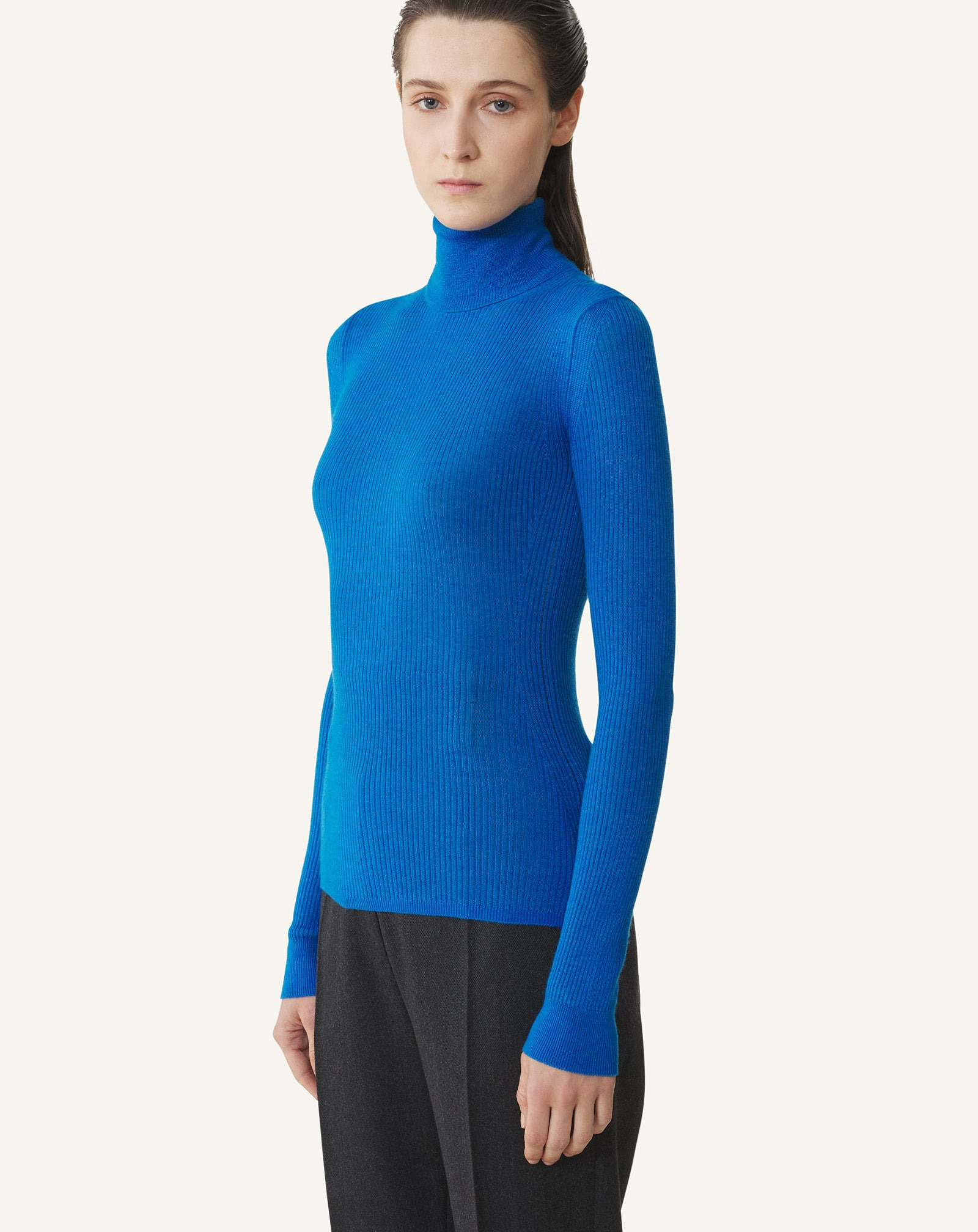 MERINO WOOL AND SILK TURTLENECK SWEATER - 3