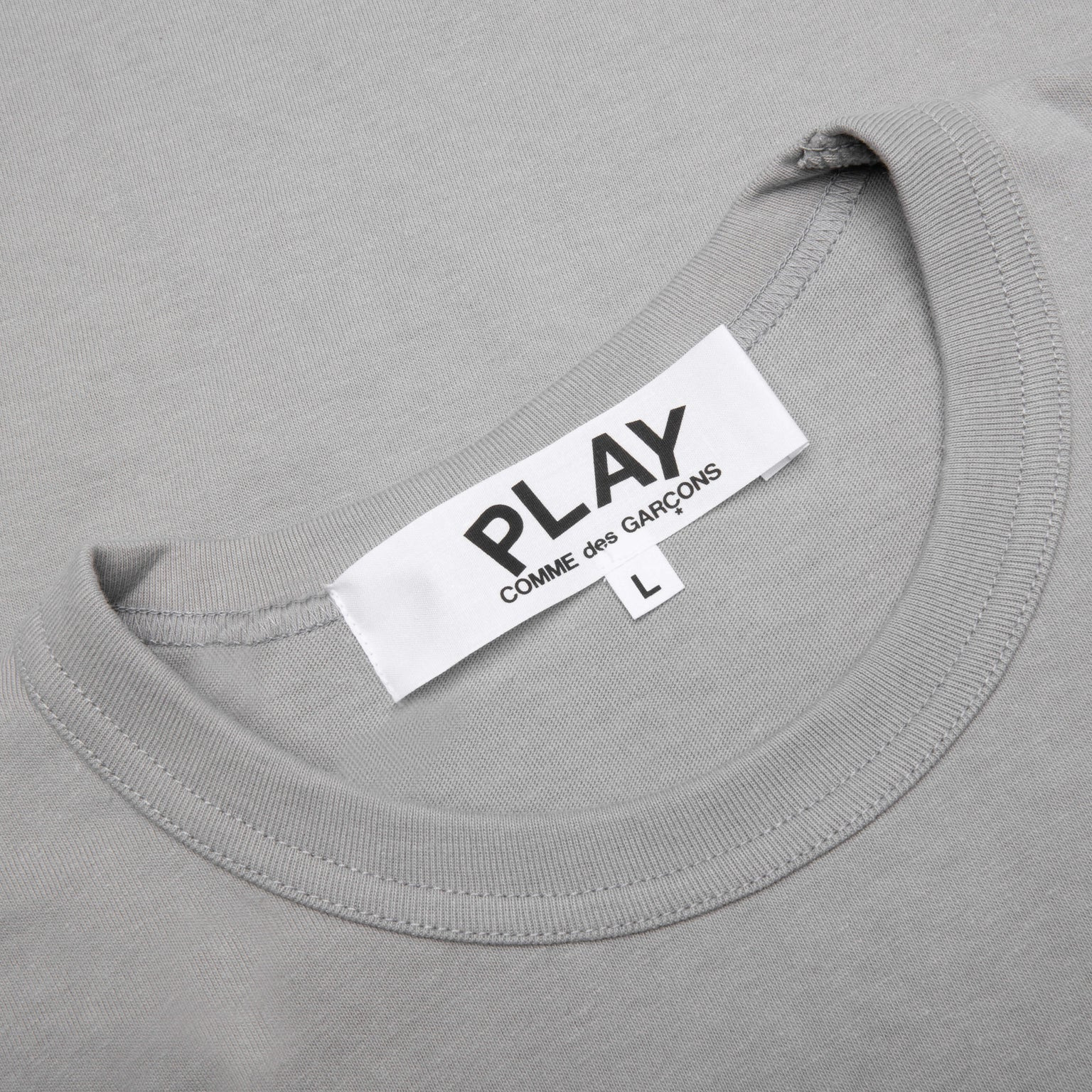COMME DES GARCONS PLAY SMALL RED HEART T-SHIRT - GREY - 3