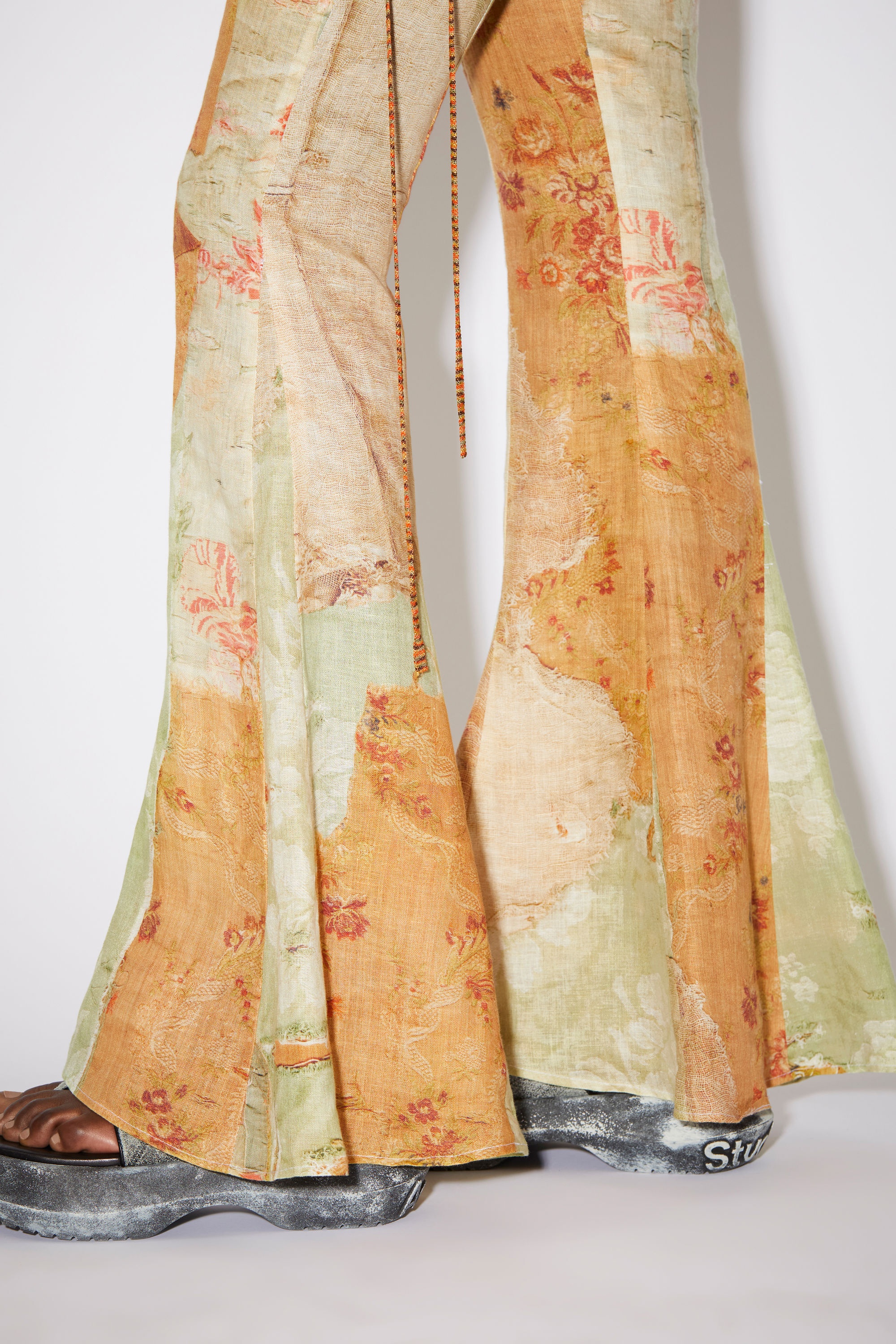 Carpet print flared trousers - Green/orange - 5