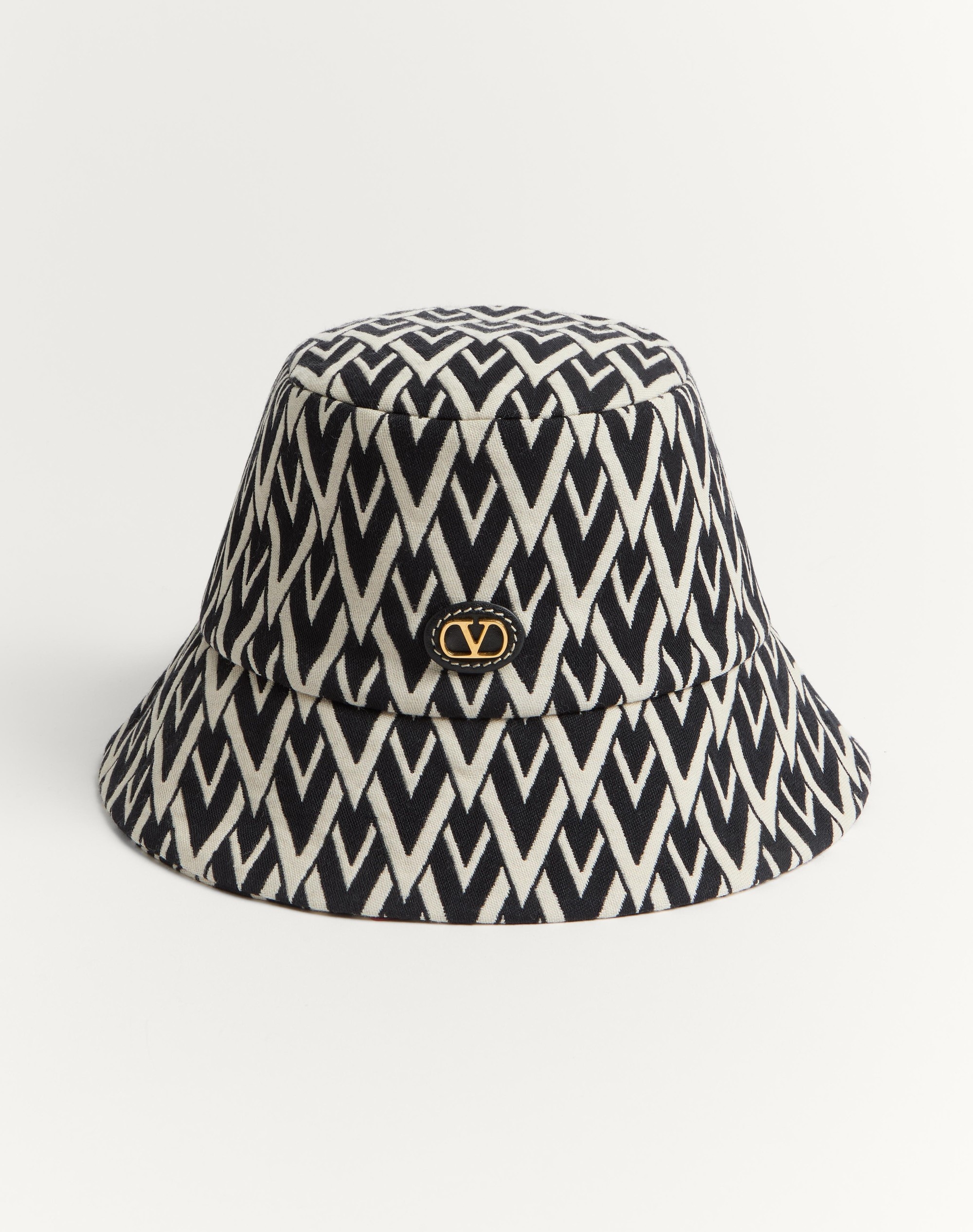 Valentino VLTN | wananluxury | REVERSIBLE