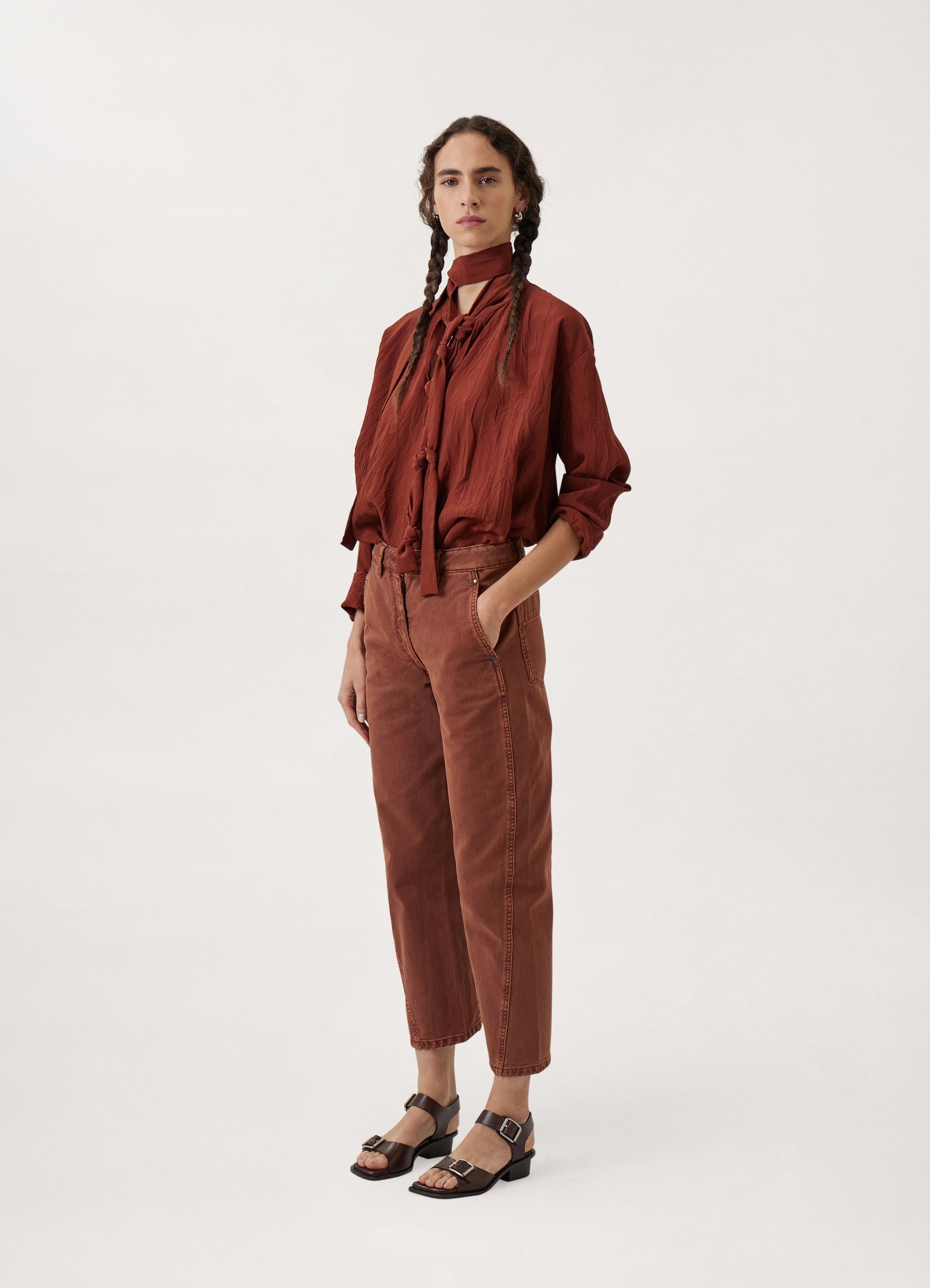DENIM TWISTED PANTS
GARMENT DYED DENIM - 2