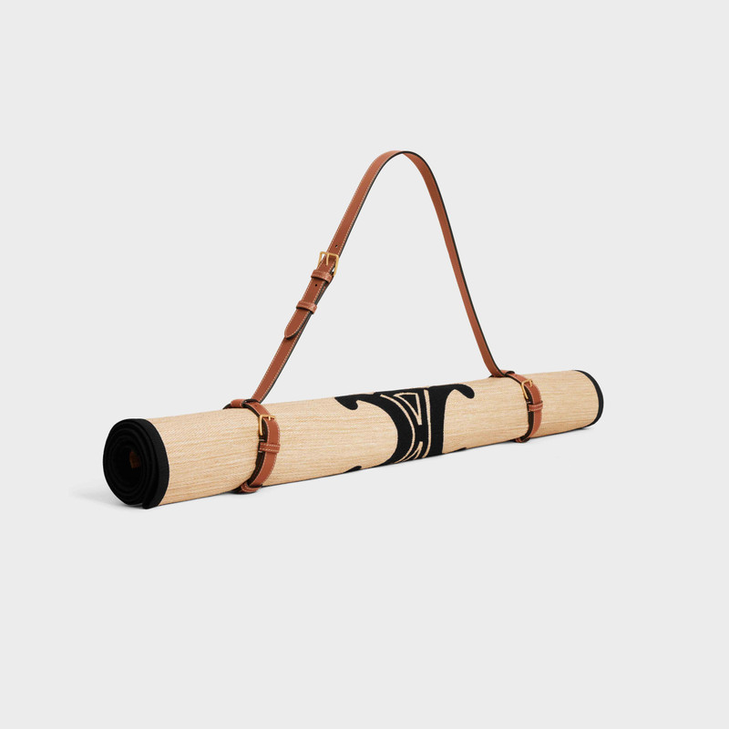 Beach mat and beach mat holder in calfskin 4