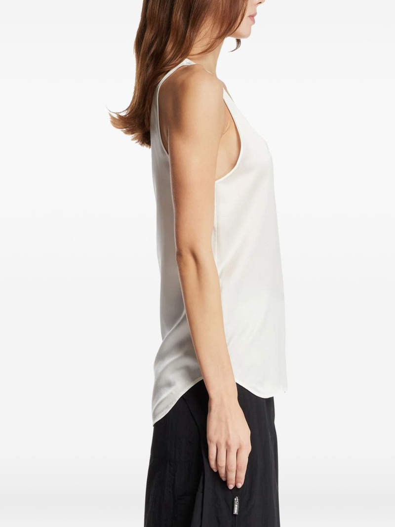 scoop-neck top 4