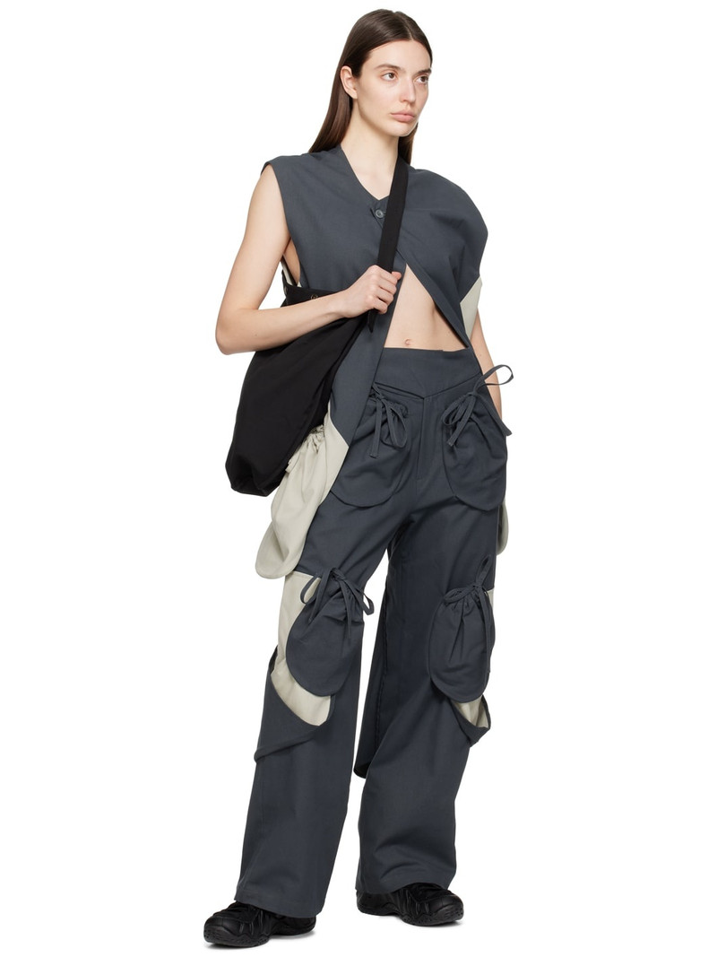 STRONGTHE Gray Fangs Pouch Vest outlook