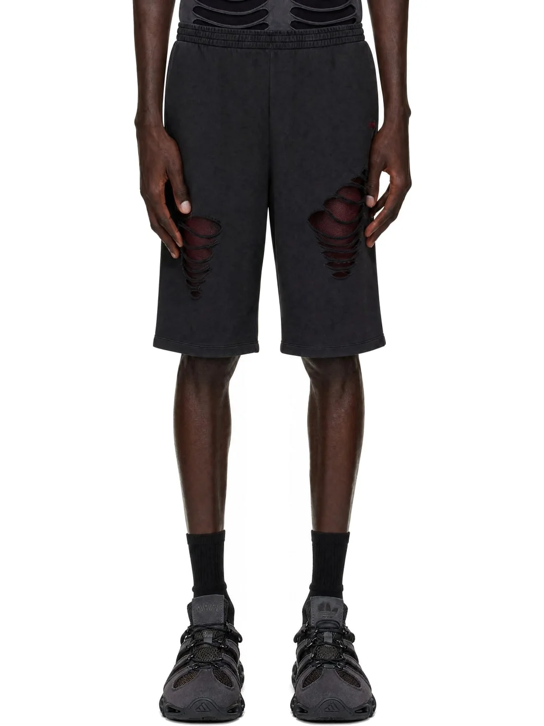 Black & Red 'Avavav' Logo Cut-Out Shorts - 1