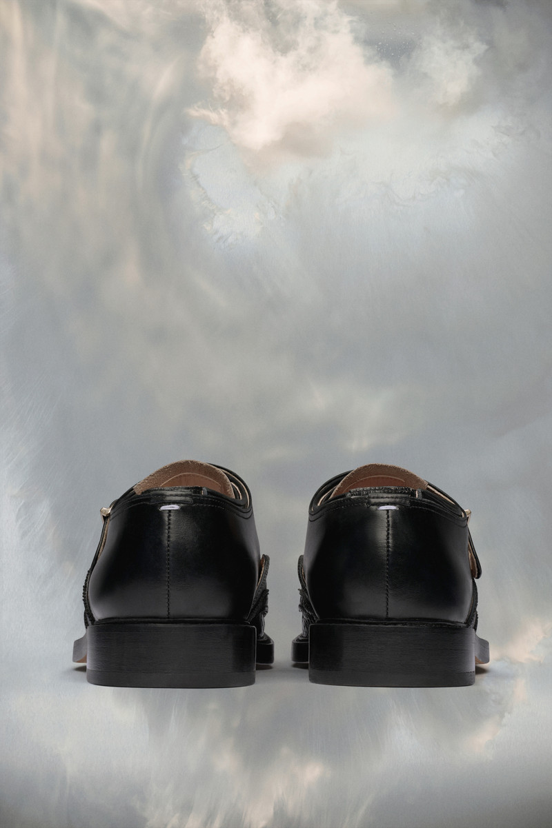 Tabi Monster buckle lace-up 3